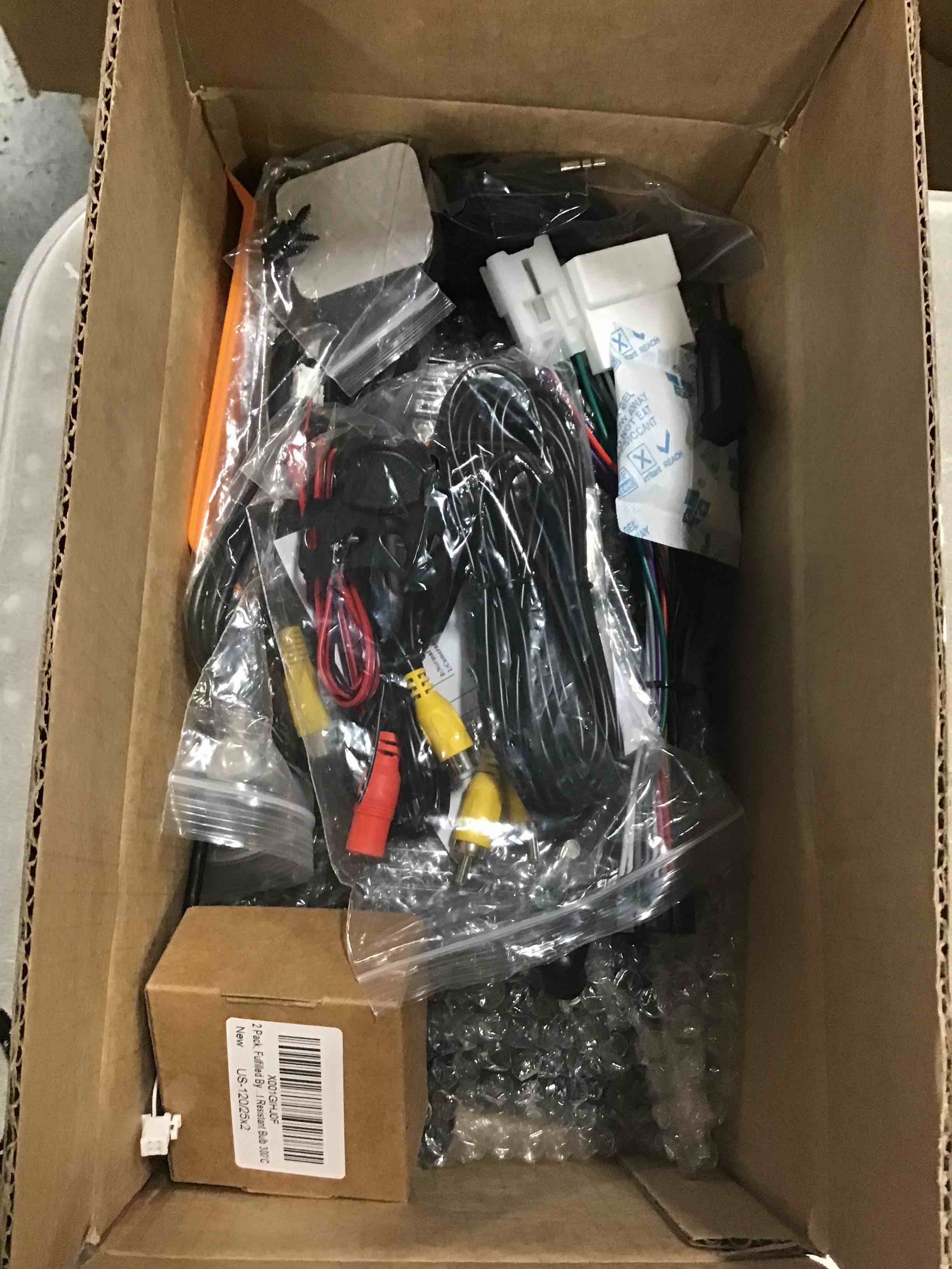 https://s3.amazonaws.com/lotting-images-prod/bidfta/RED6576955_1715687691023.jpeg