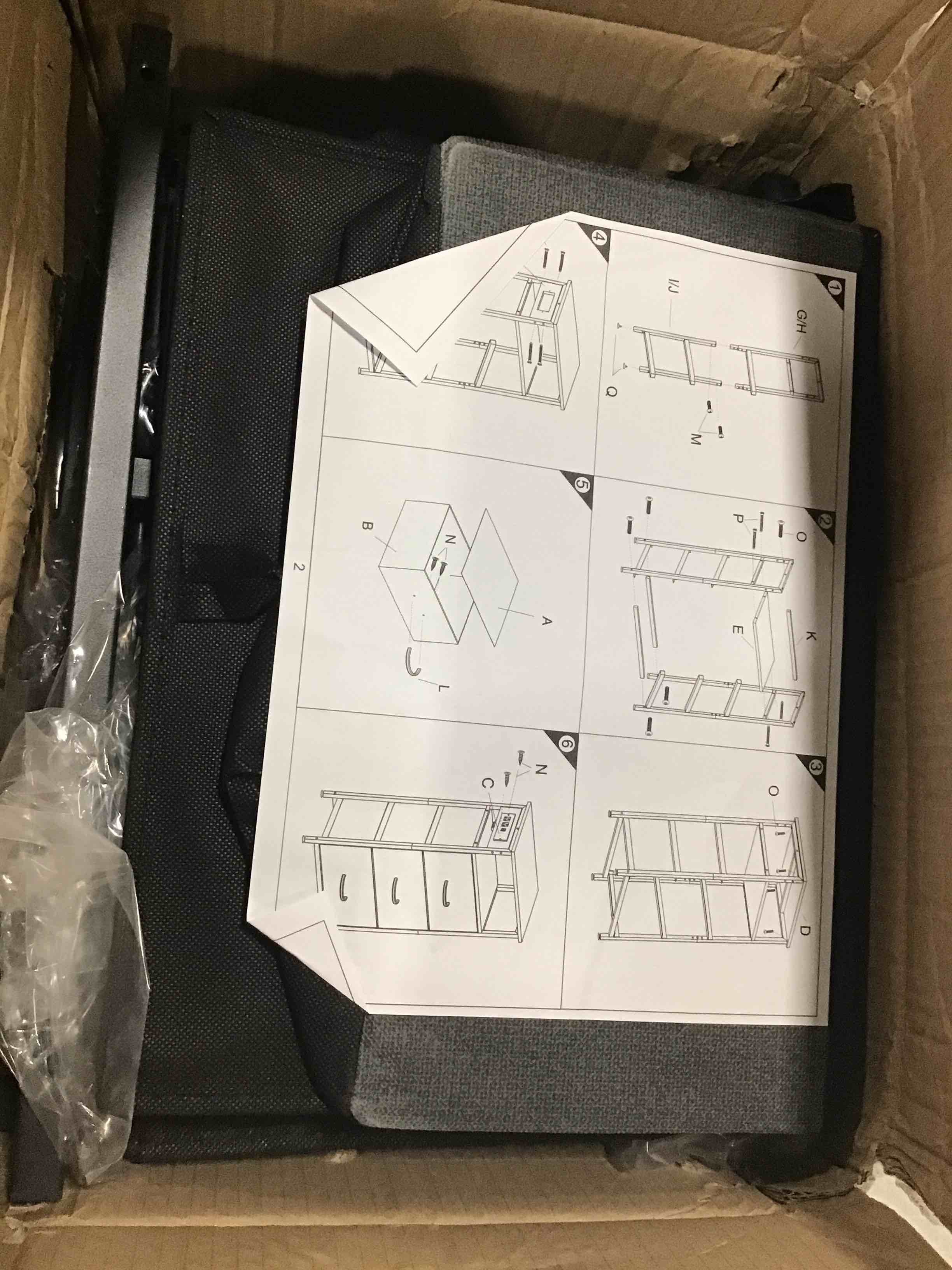 https://s3.amazonaws.com/lotting-images-prod/bidfta/RED6576990_1715691040536.jpeg