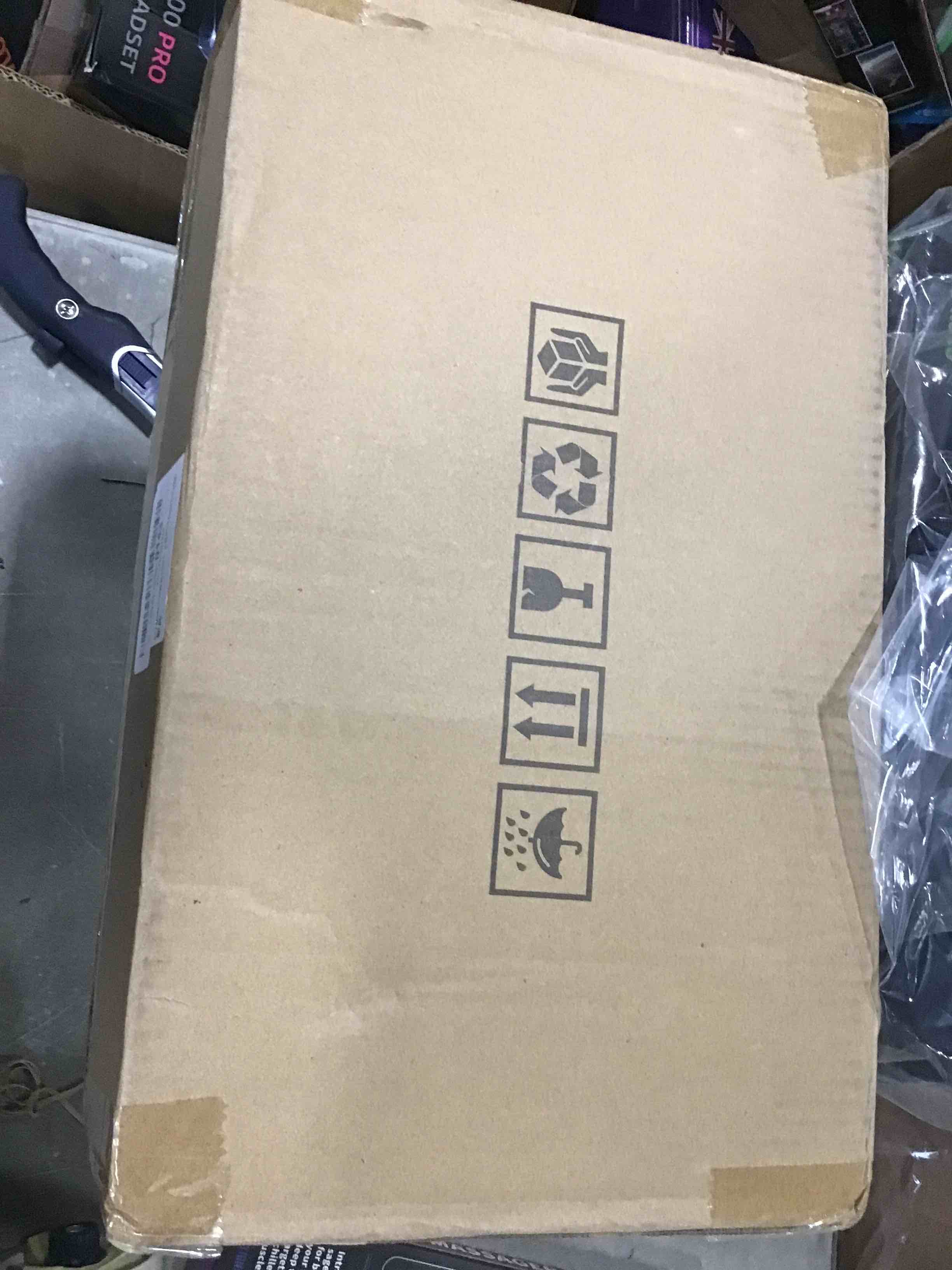 https://s3.amazonaws.com/lotting-images-prod/bidfta/RED6577003_1715692456530.jpeg
