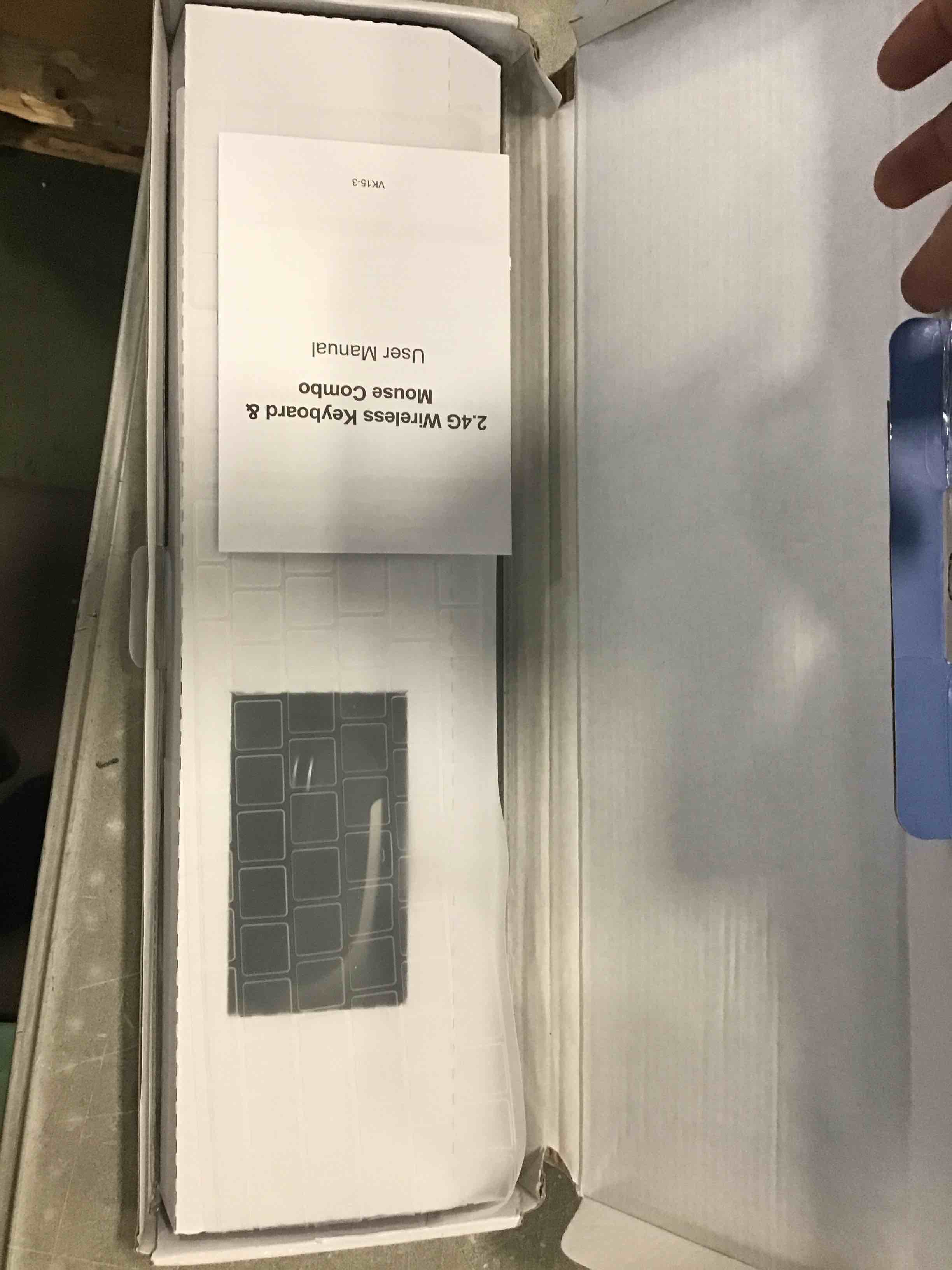 https://s3.amazonaws.com/lotting-images-prod/bidfta/RED6577017_1715693942800.jpeg