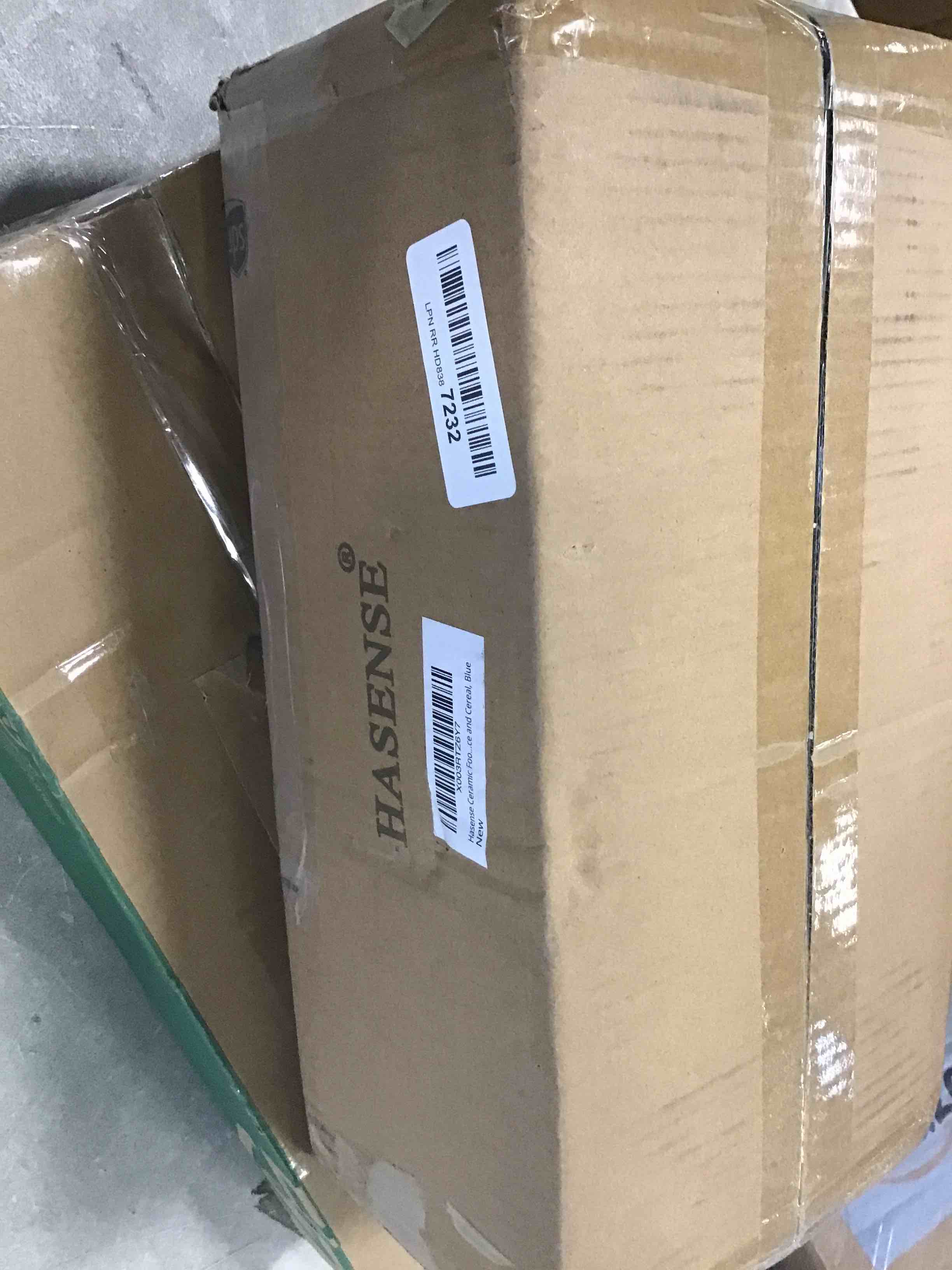 https://s3.amazonaws.com/lotting-images-prod/bidfta/RED6577391_1715786378514.jpeg