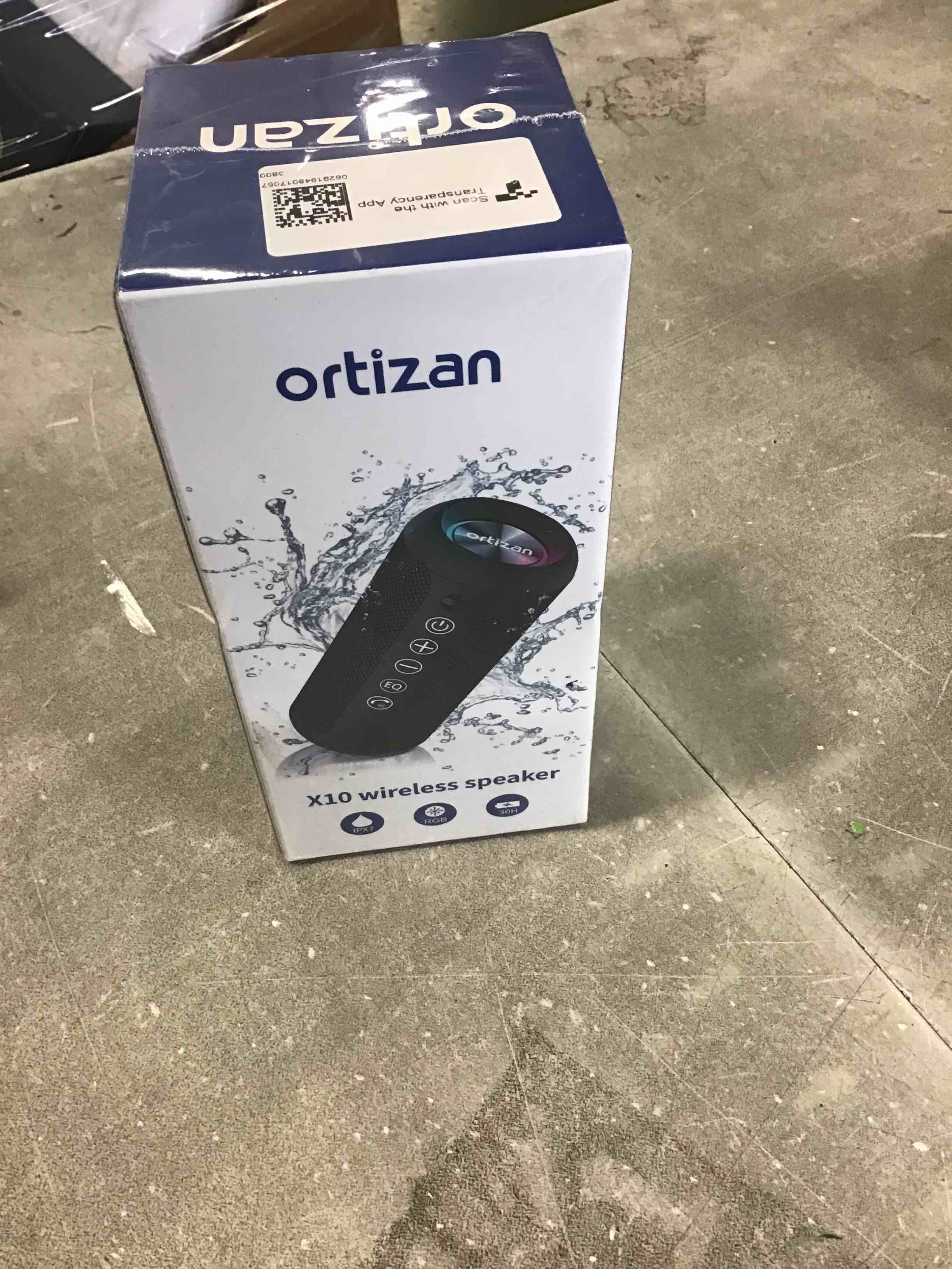 https://s3.amazonaws.com/lotting-images-prod/bidfta/RED6577429_1715793017562.jpeg