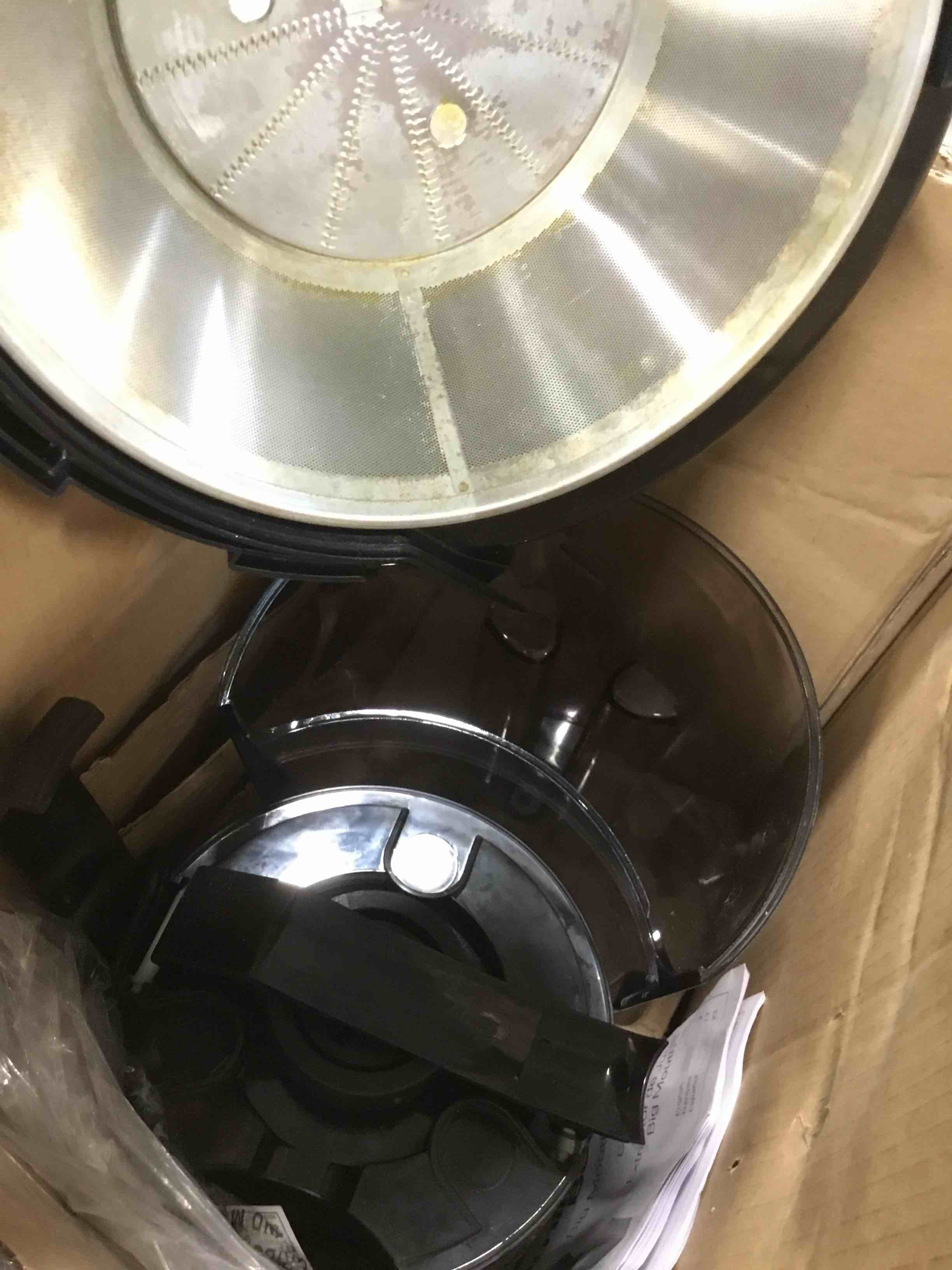 https://s3.amazonaws.com/lotting-images-prod/bidfta/RED6578338_1715276467484.jpeg