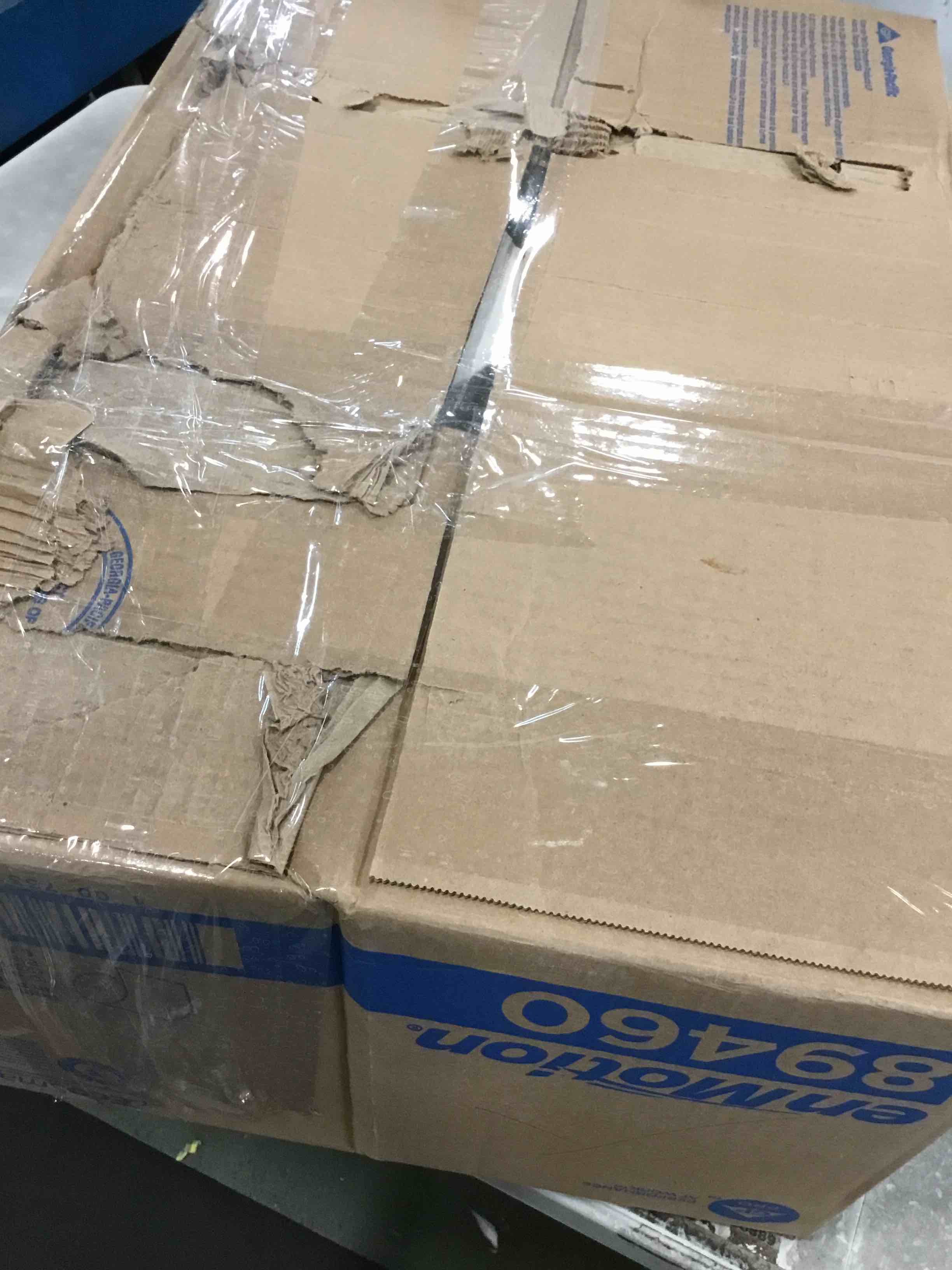 https://s3.amazonaws.com/lotting-images-prod/bidfta/RED6578532_1715356044960.jpeg