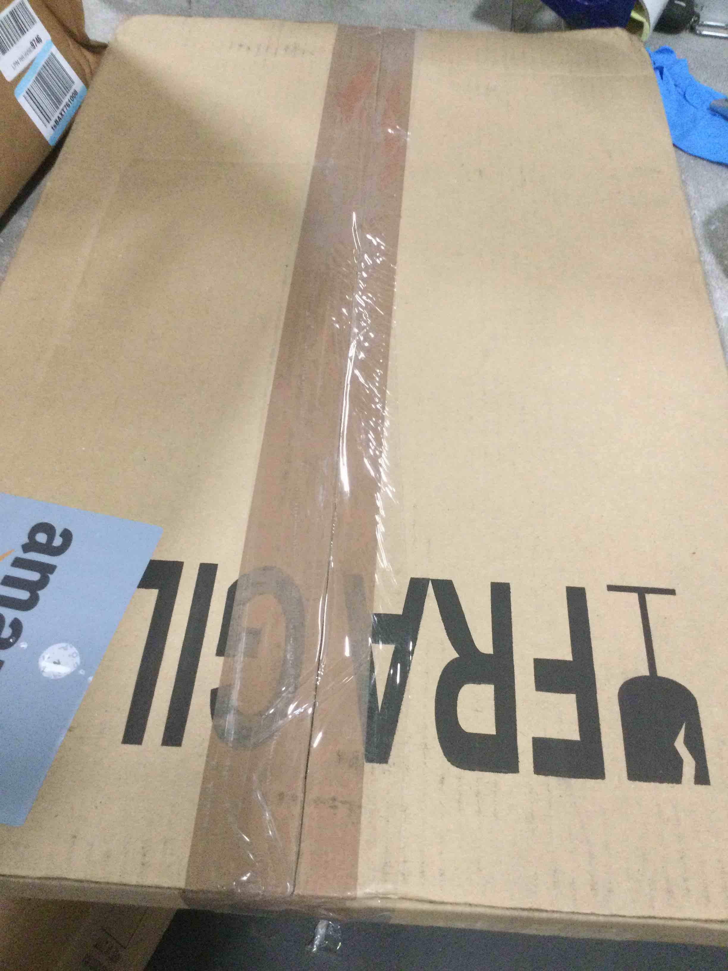 https://s3.amazonaws.com/lotting-images-prod/bidfta/RED6578701_1715430378044.jpeg