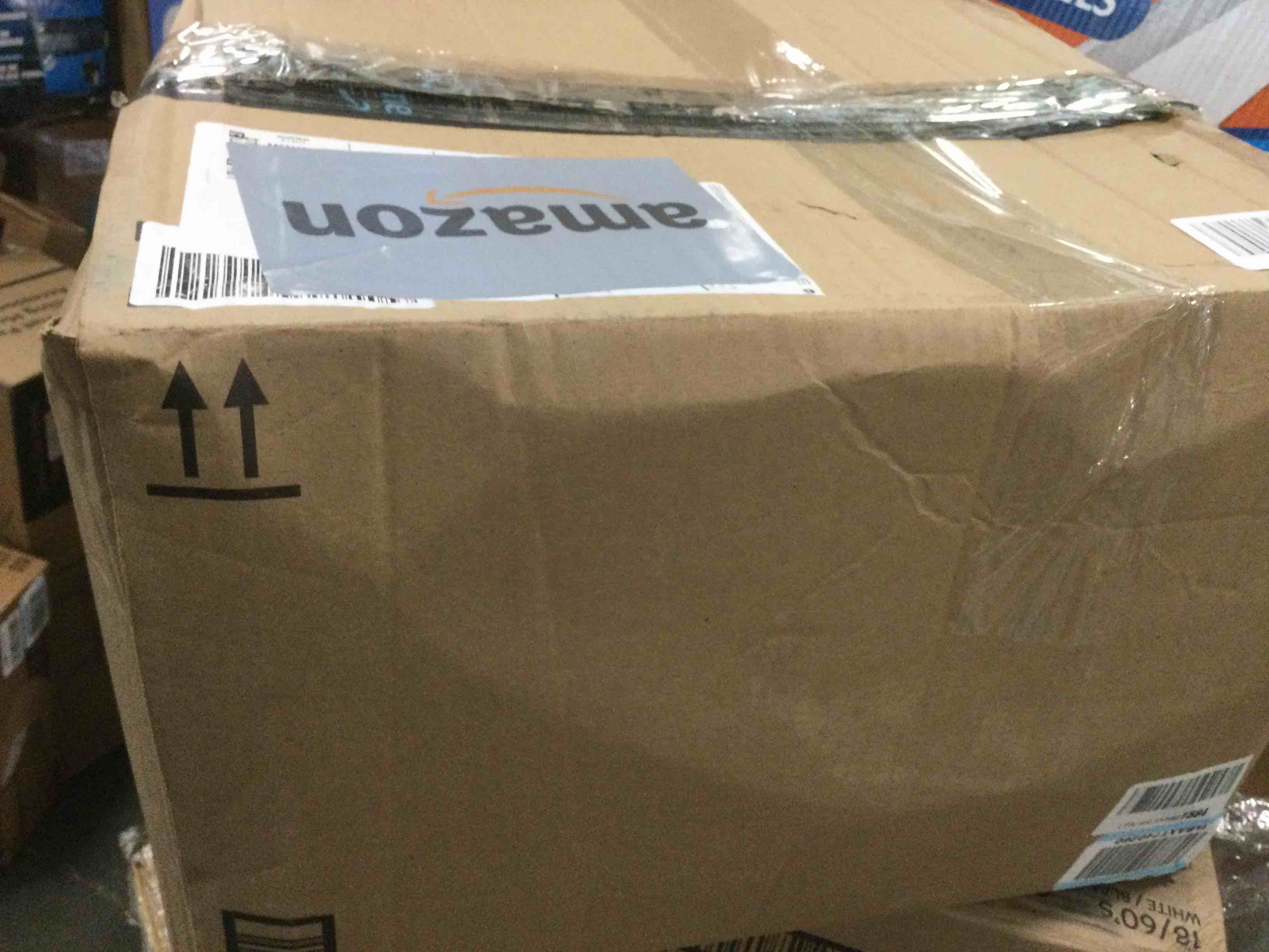 https://s3.amazonaws.com/lotting-images-prod/bidfta/RED6578703_1715430599281.jpeg
