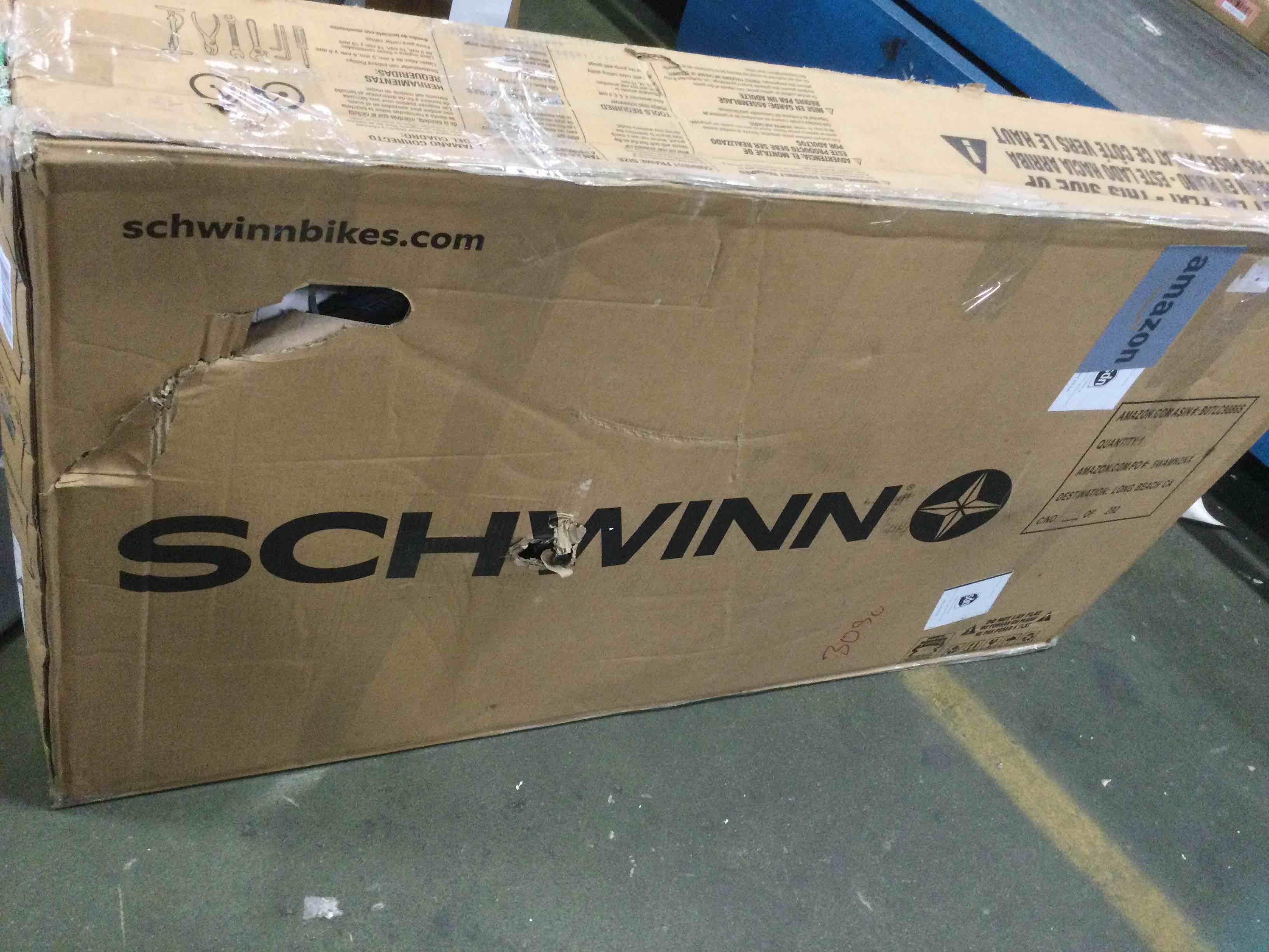 https://s3.amazonaws.com/lotting-images-prod/bidfta/RED6578780_1715445308665.jpeg