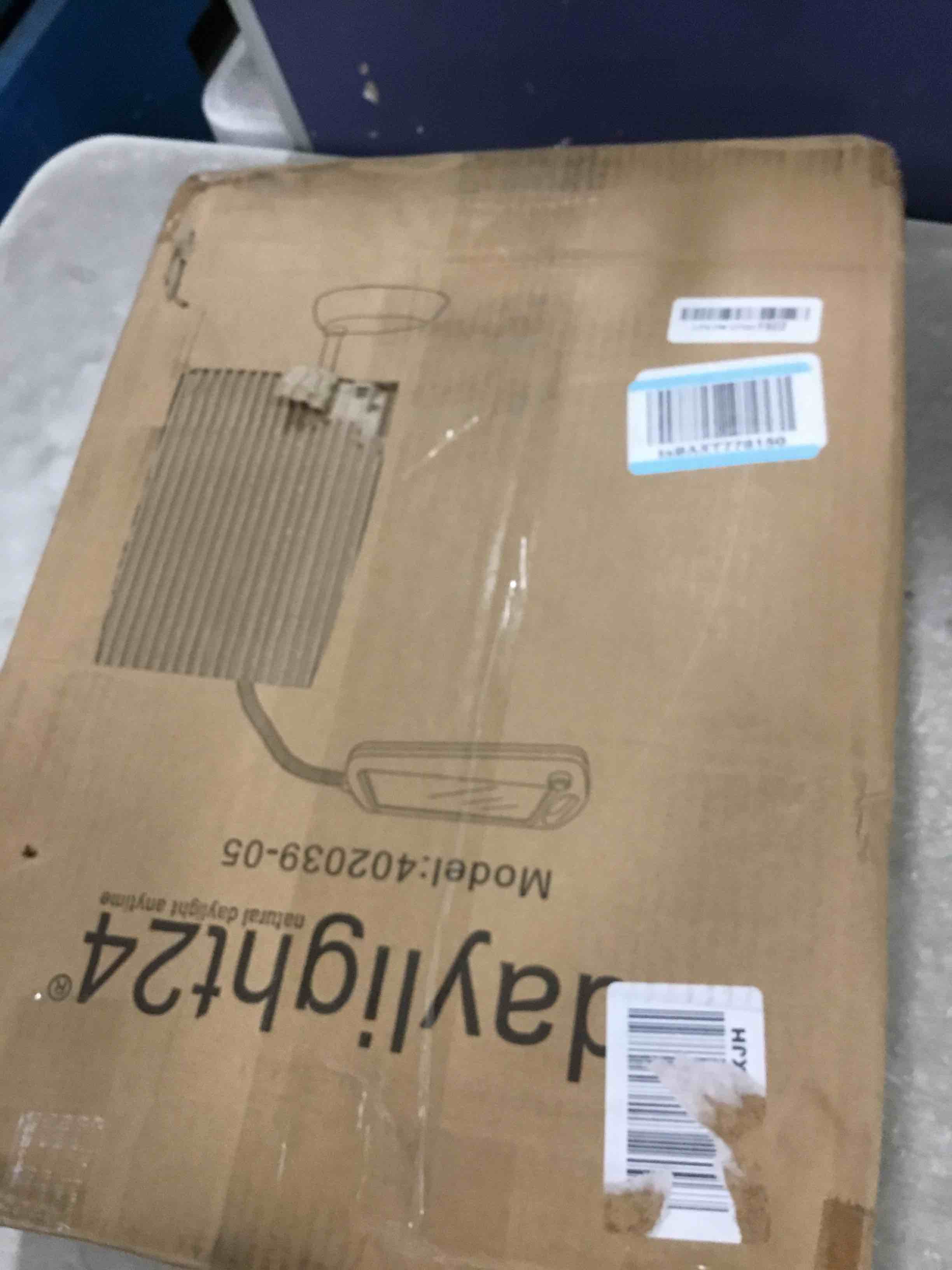https://s3.amazonaws.com/lotting-images-prod/bidfta/RED6579069_1715690072399.jpeg
