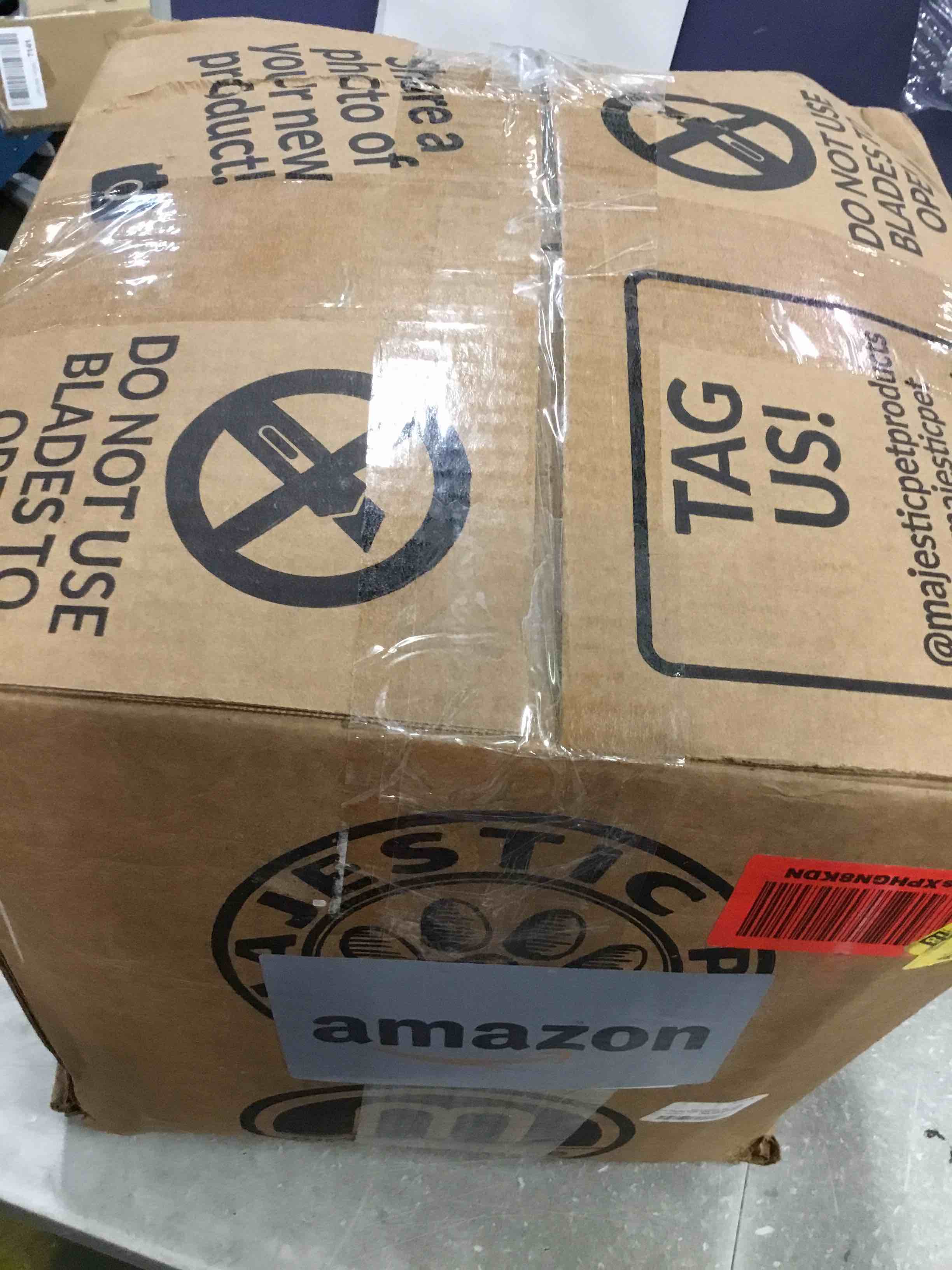https://s3.amazonaws.com/lotting-images-prod/bidfta/RED6579221_1715711439484.jpeg