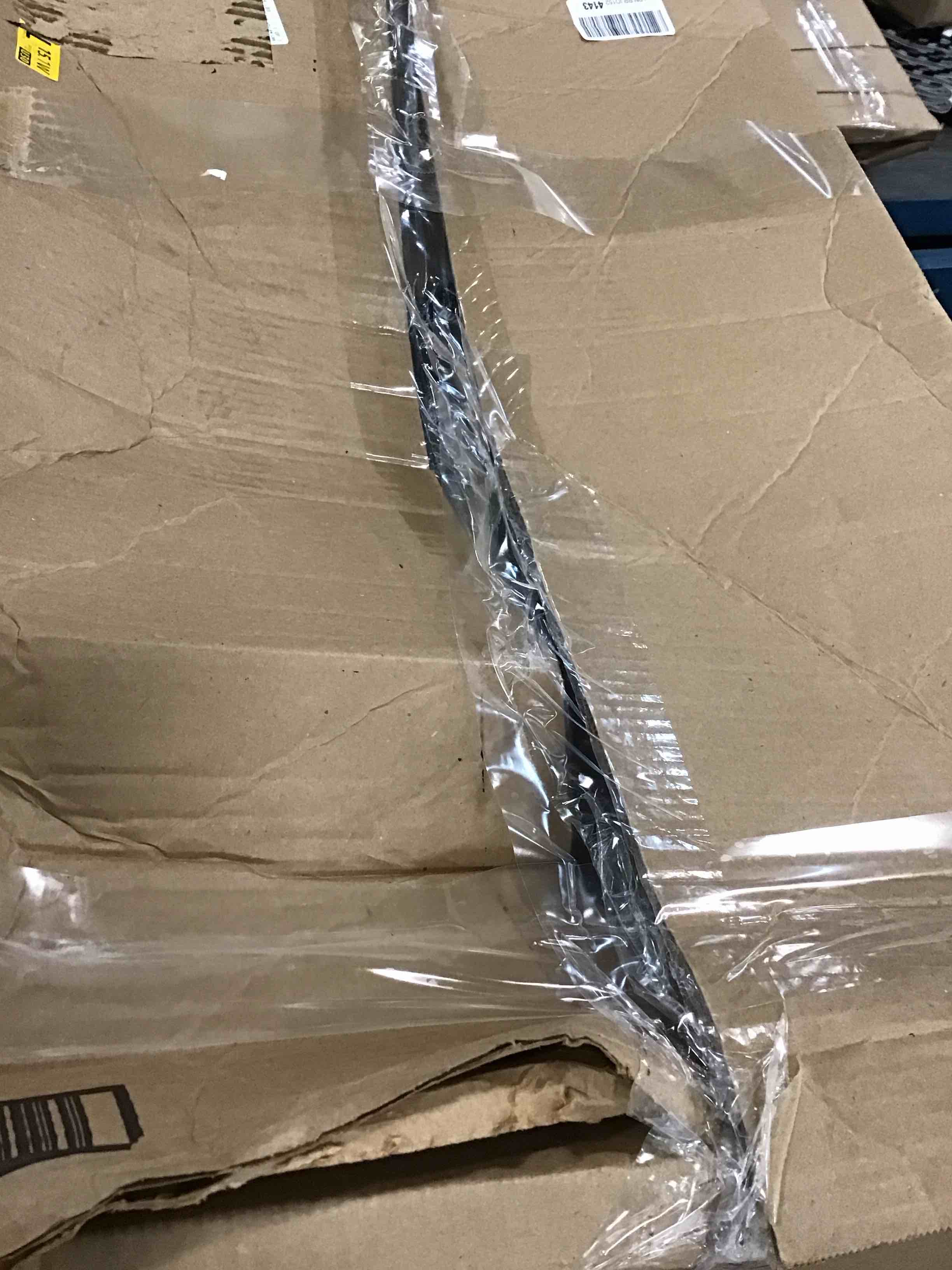 https://s3.amazonaws.com/lotting-images-prod/bidfta/RED6579235_1715714455734.jpeg