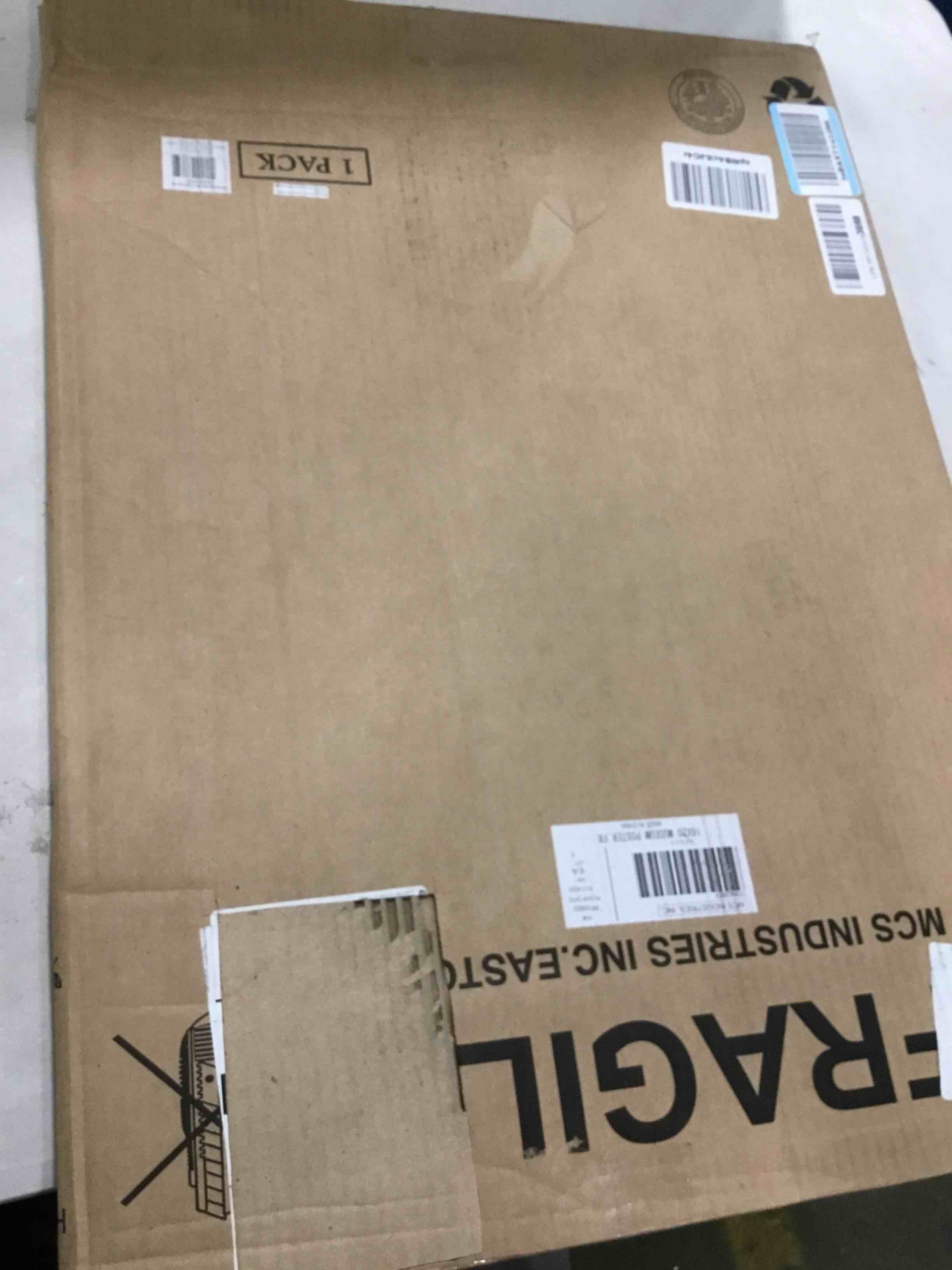 https://s3.amazonaws.com/lotting-images-prod/bidfta/RED6579348_1715780035319.jpeg