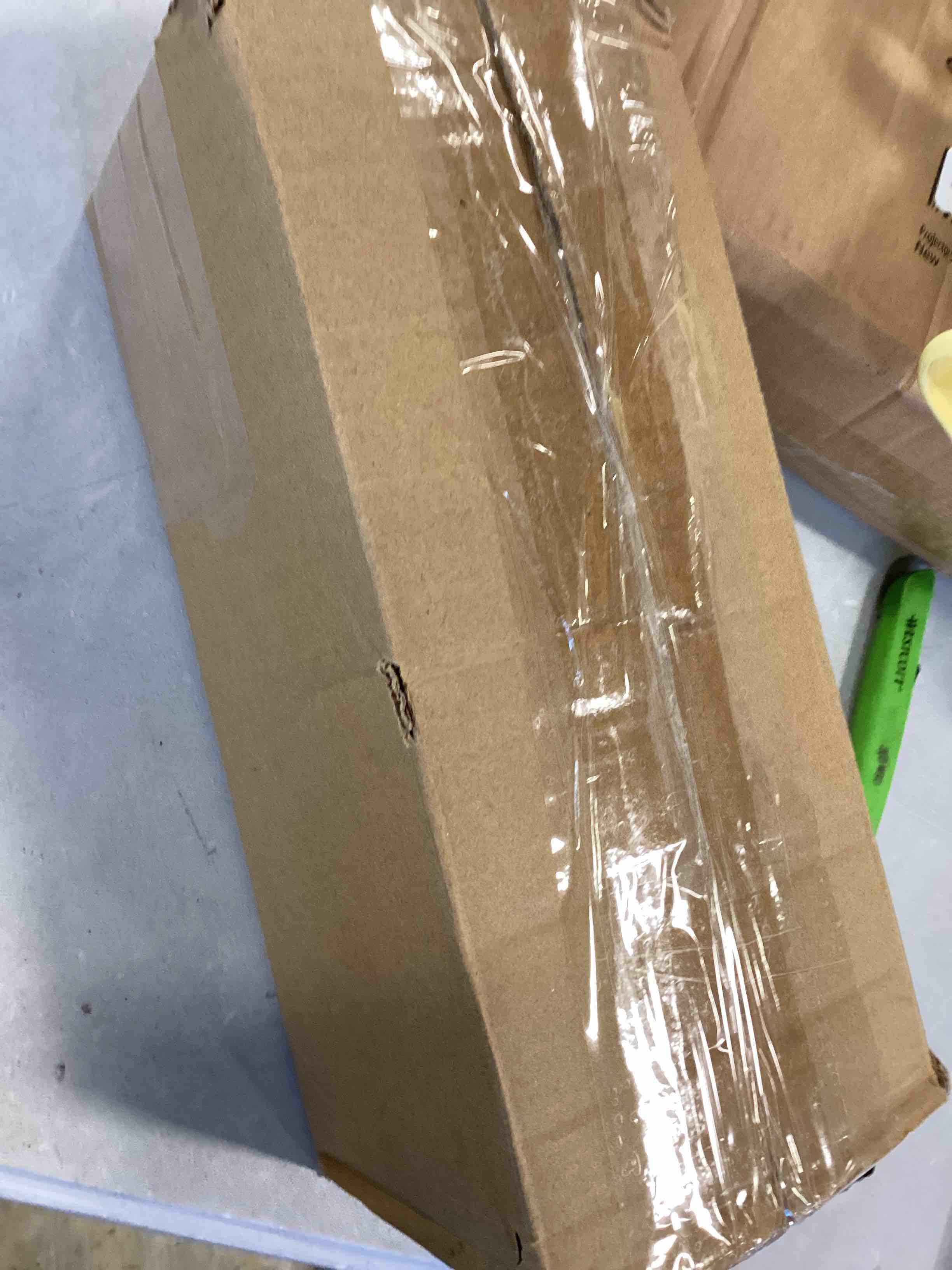 https://s3.amazonaws.com/lotting-images-prod/bidfta/RED6579819_1715604233991.jpeg