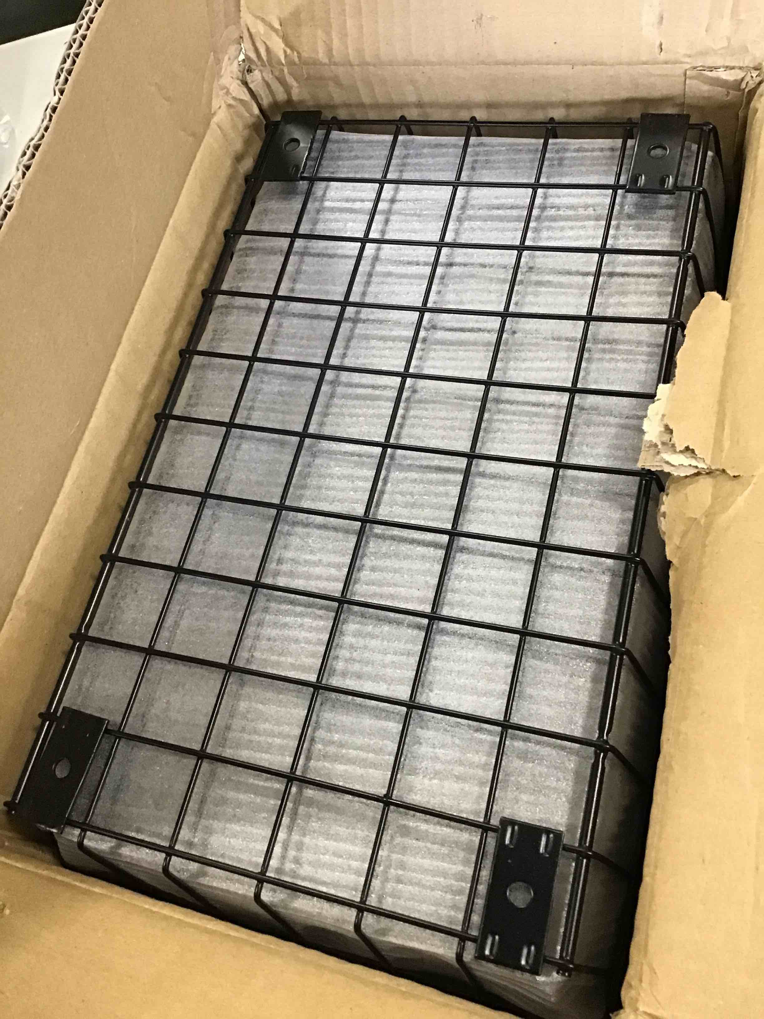 https://s3.amazonaws.com/lotting-images-prod/bidfta/RED6580076_1715698456702.jpeg