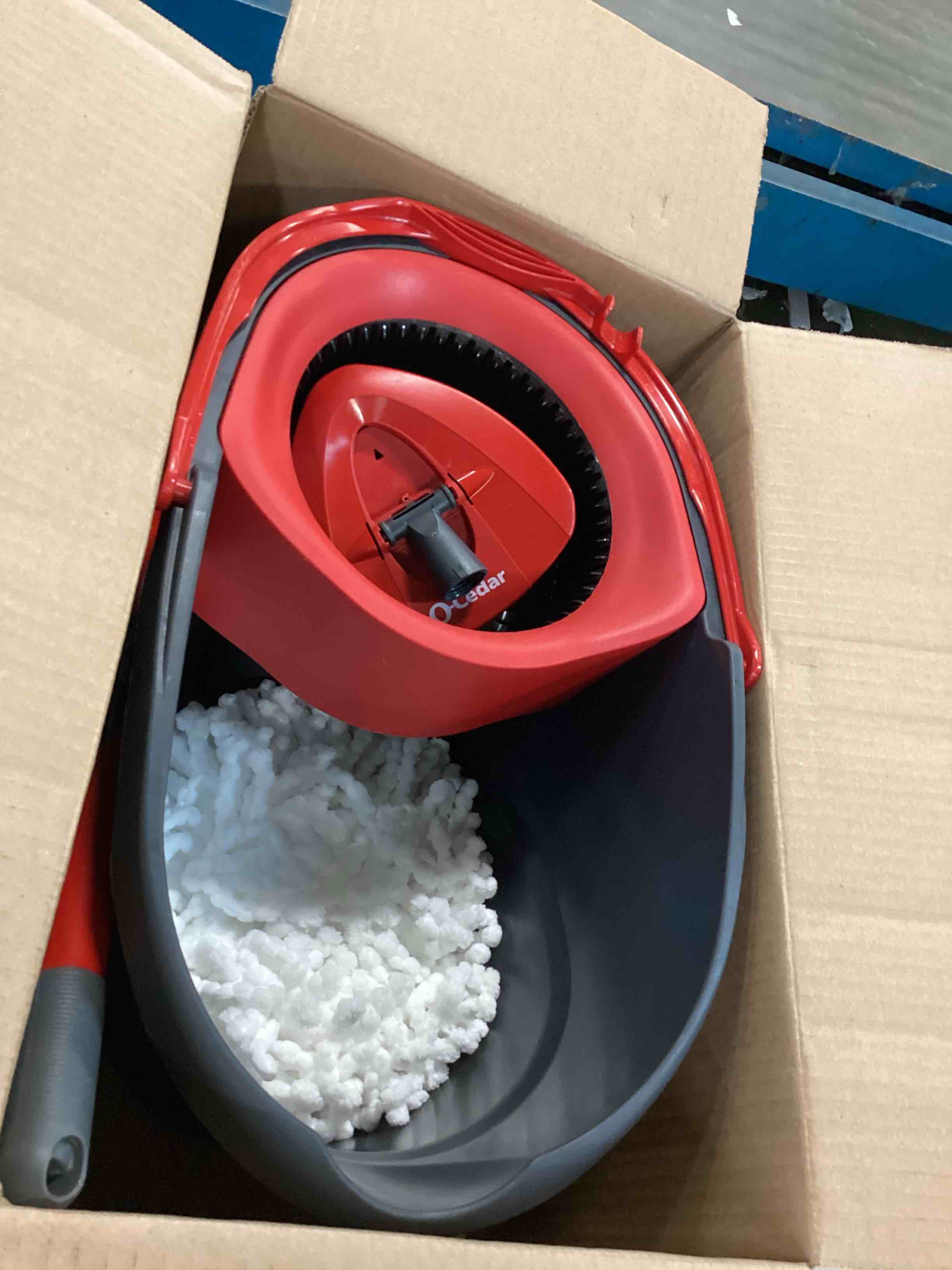 https://s3.amazonaws.com/lotting-images-prod/bidfta/RED6581011_1715173603804.jpeg