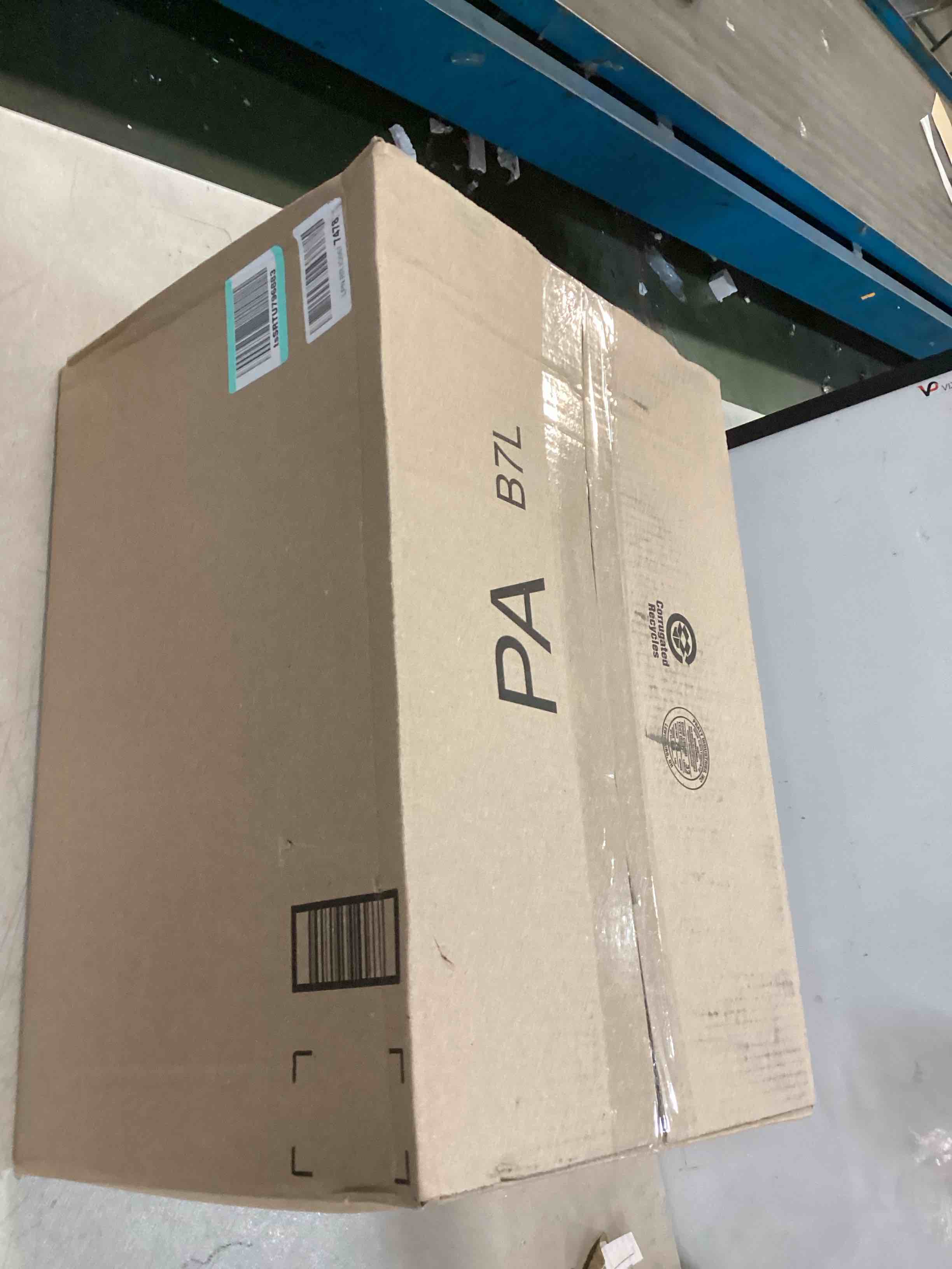 https://s3.amazonaws.com/lotting-images-prod/bidfta/RED6581042_1715176548745.jpeg