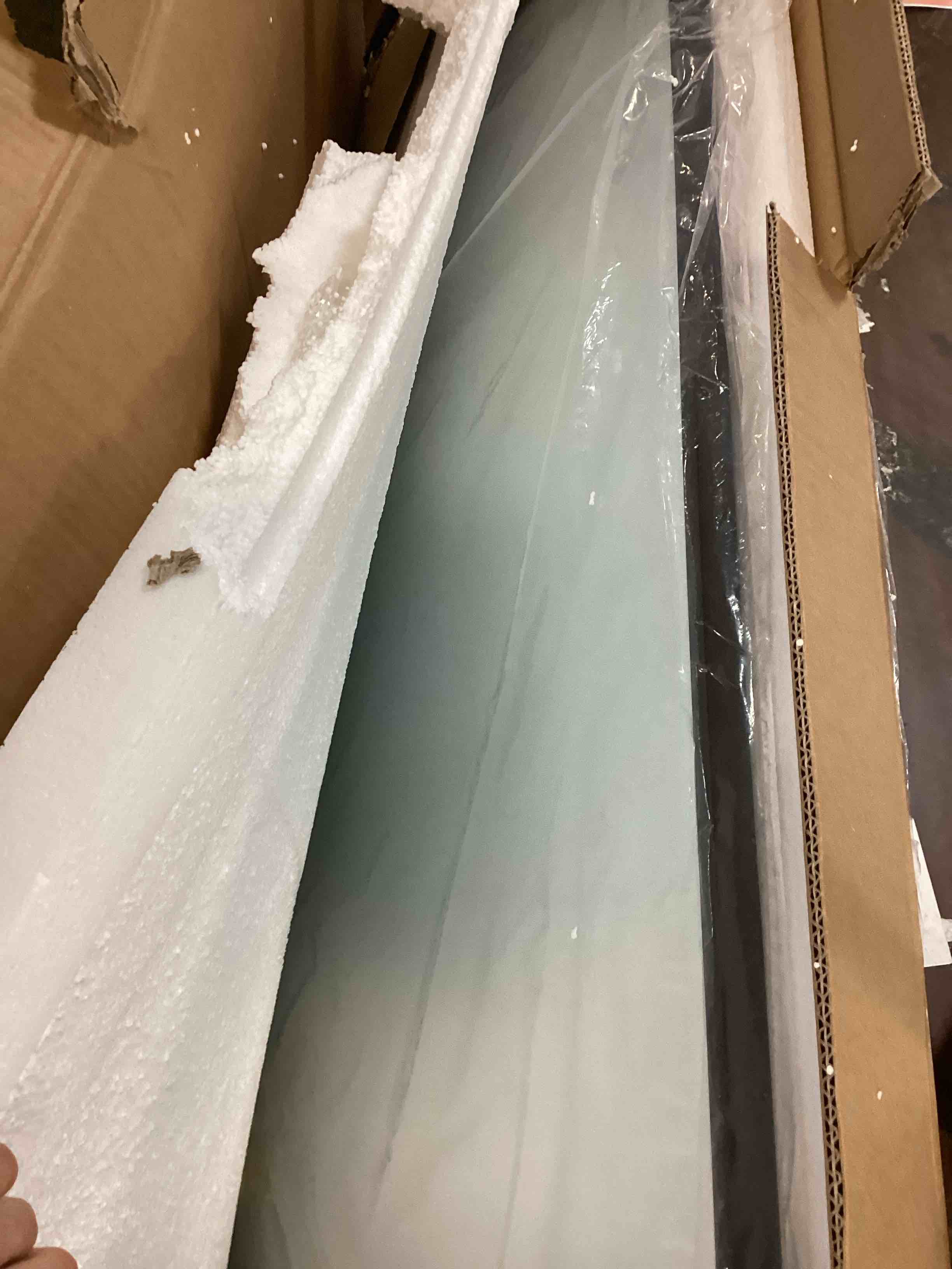 https://s3.amazonaws.com/lotting-images-prod/bidfta/RED6581796_1715621634147.jpeg