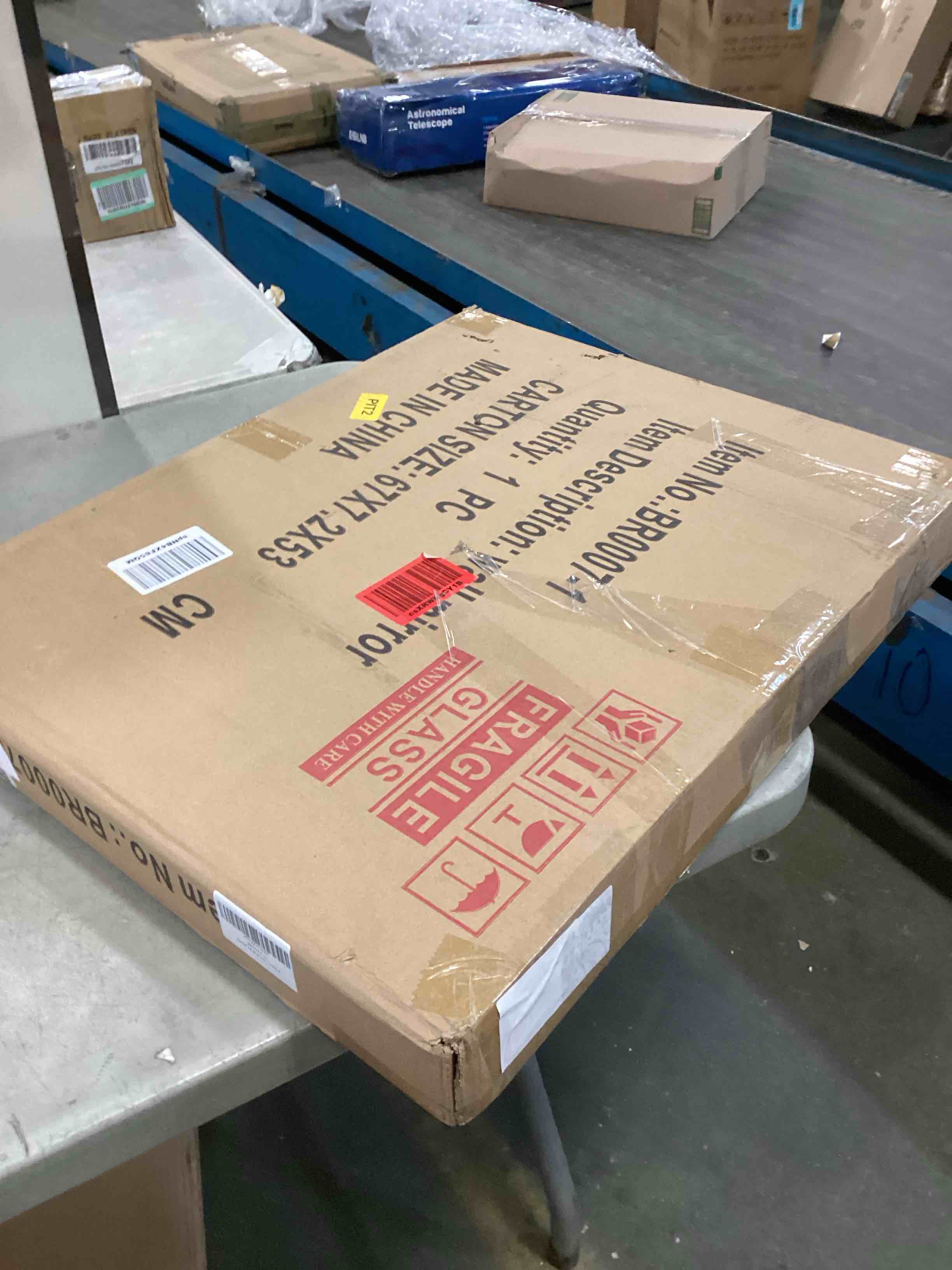 https://s3.amazonaws.com/lotting-images-prod/bidfta/RED6583733_1715606658019.jpeg