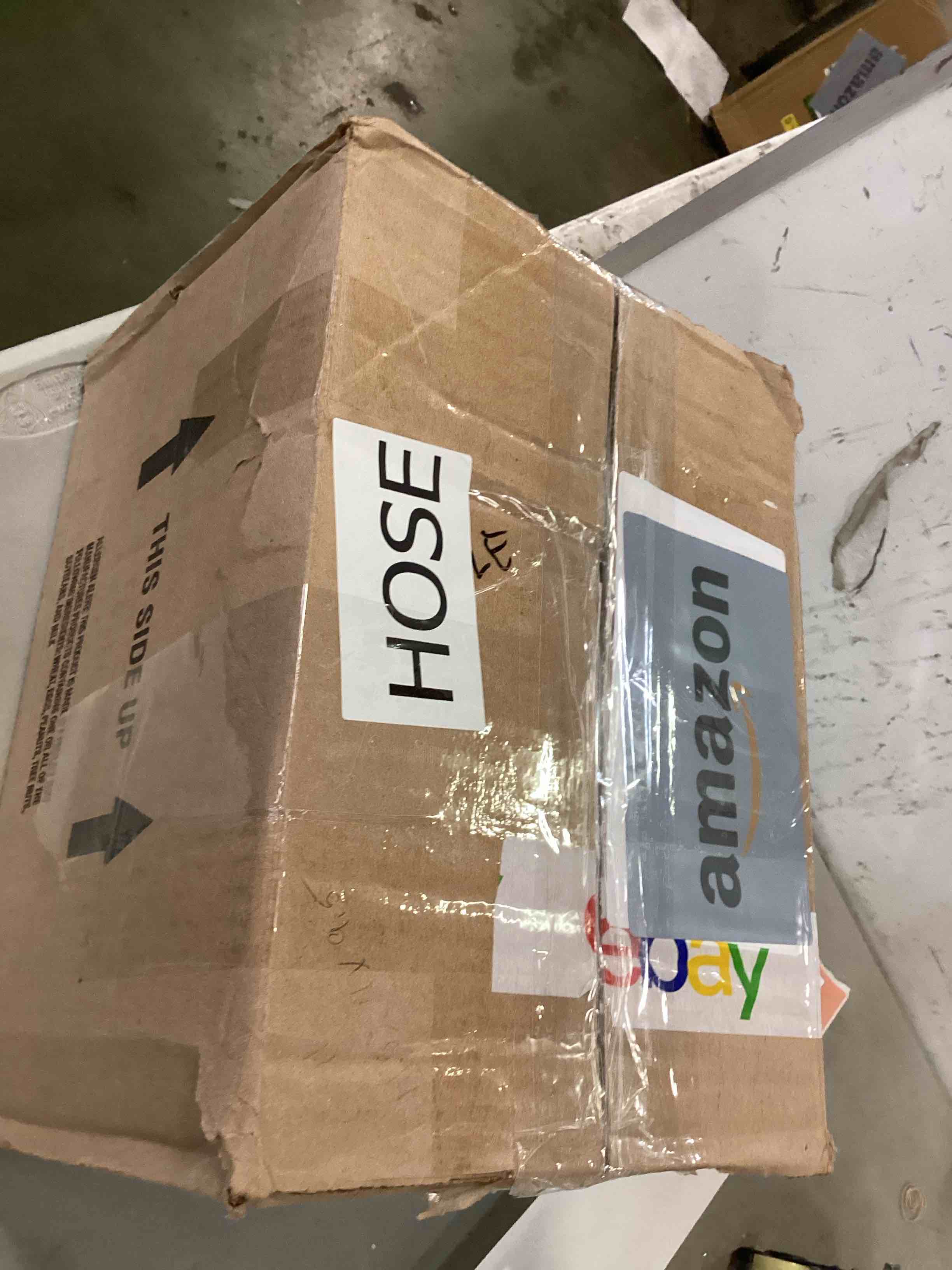 https://s3.amazonaws.com/lotting-images-prod/bidfta/RED6584010_1715874271050.jpeg