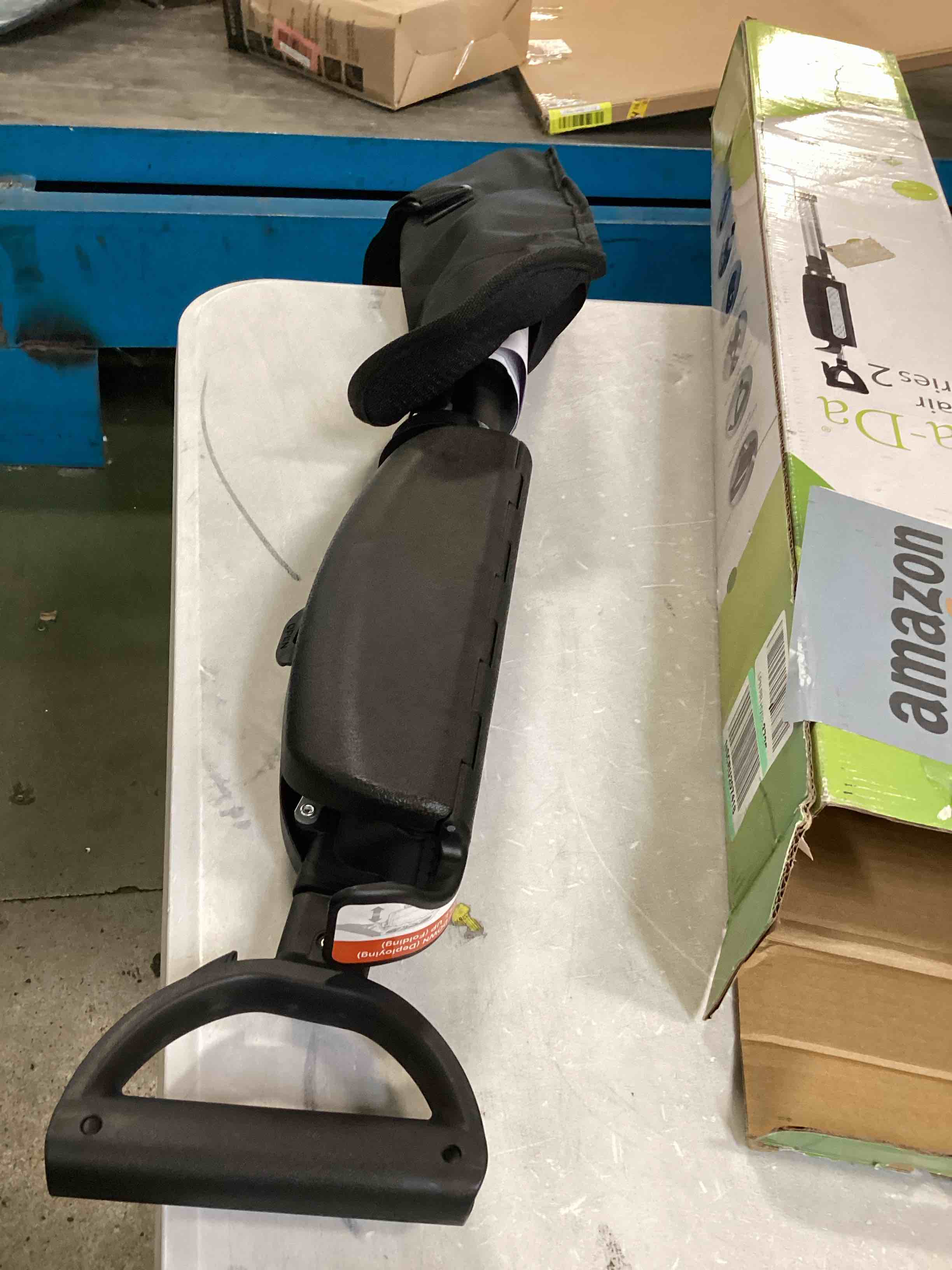https://s3.amazonaws.com/lotting-images-prod/bidfta/RED6584904_1716298622292.jpeg