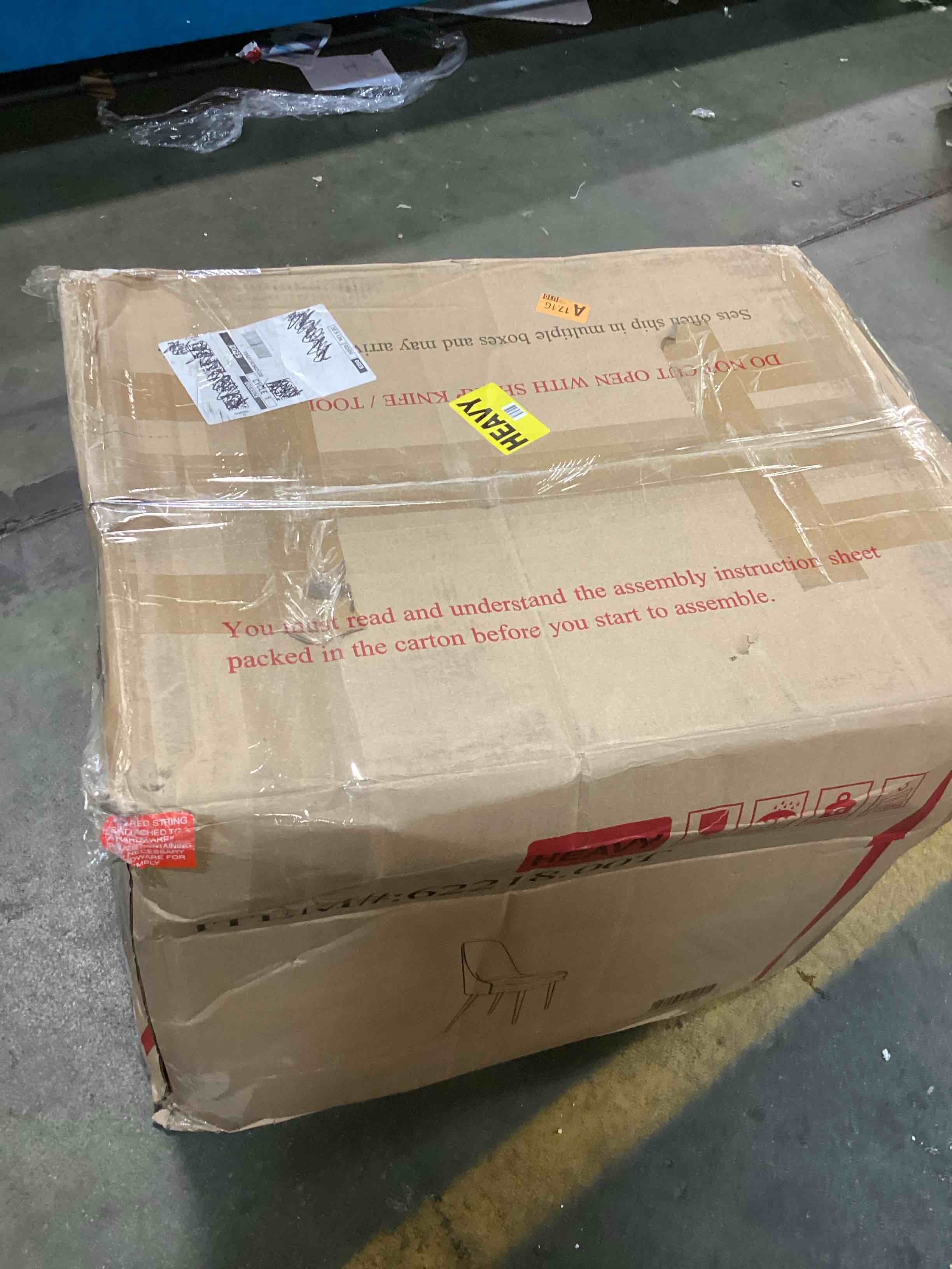 https://s3.amazonaws.com/lotting-images-prod/bidfta/RED6585305_1716481434341.jpeg