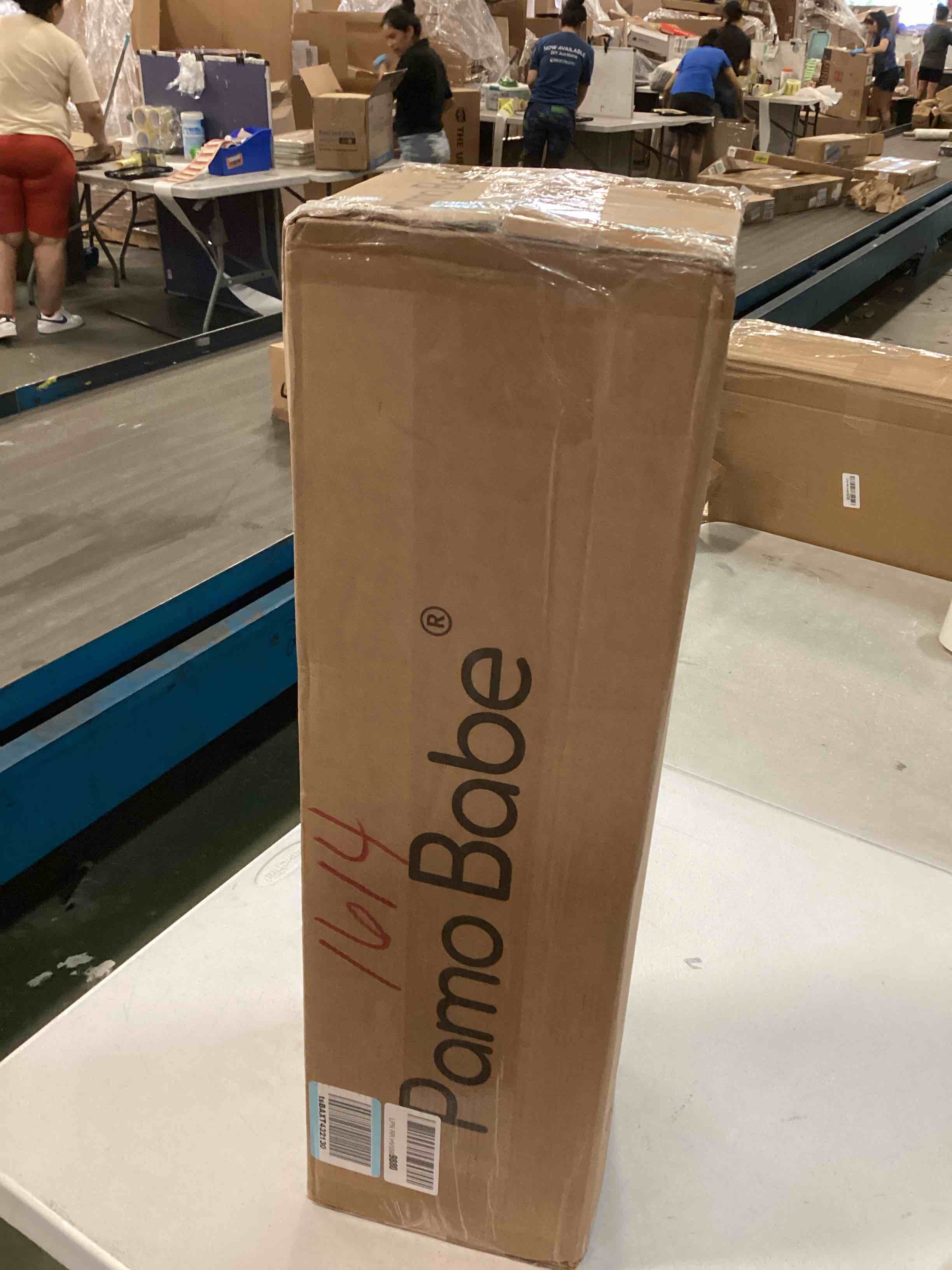 https://s3.amazonaws.com/lotting-images-prod/bidfta/RED6585986_1716229220464.jpeg