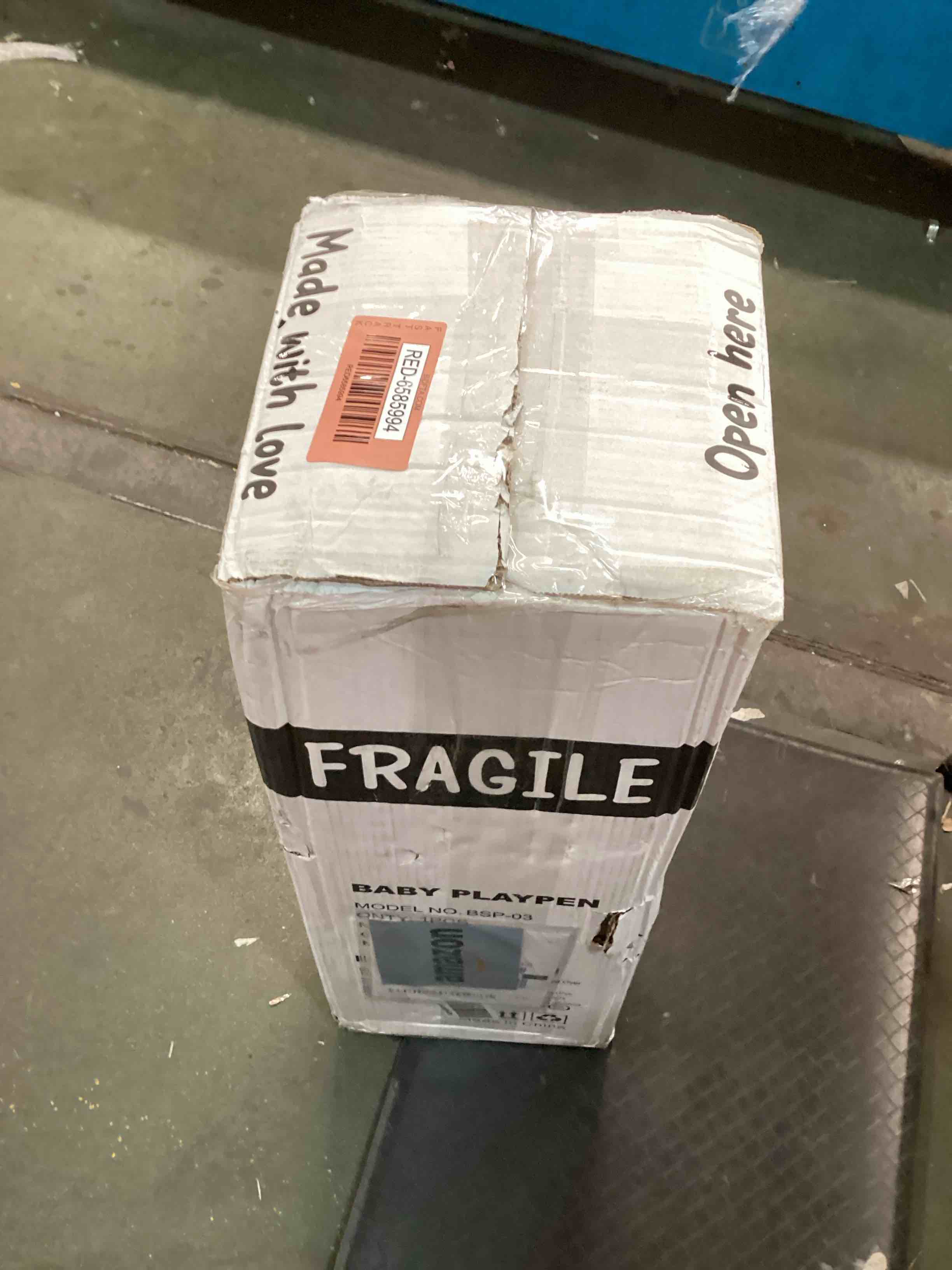 https://s3.amazonaws.com/lotting-images-prod/bidfta/RED6585994_1716230077469.jpeg