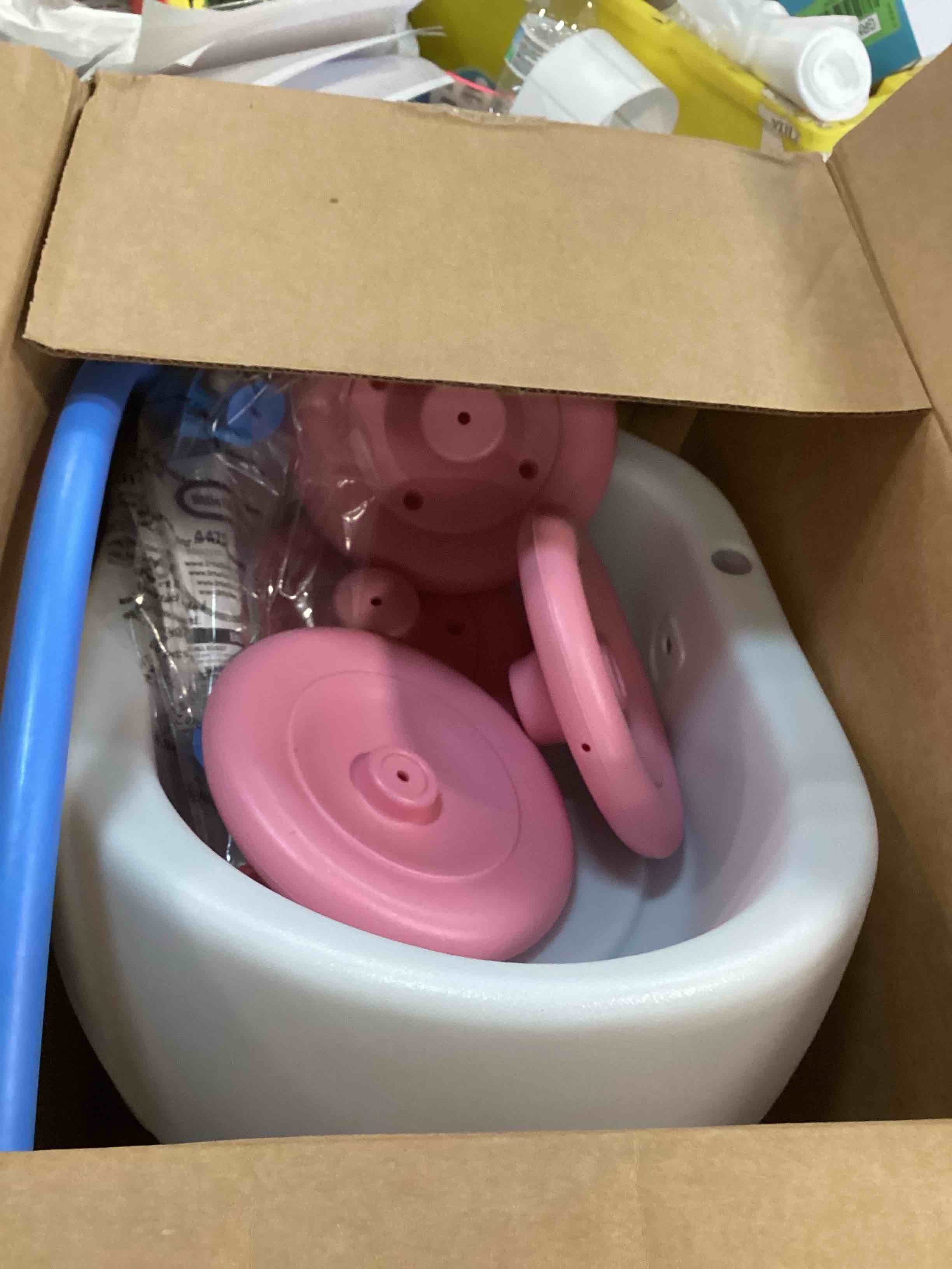 https://s3.amazonaws.com/lotting-images-prod/bidfta/RED6586253_1716319410698.jpeg