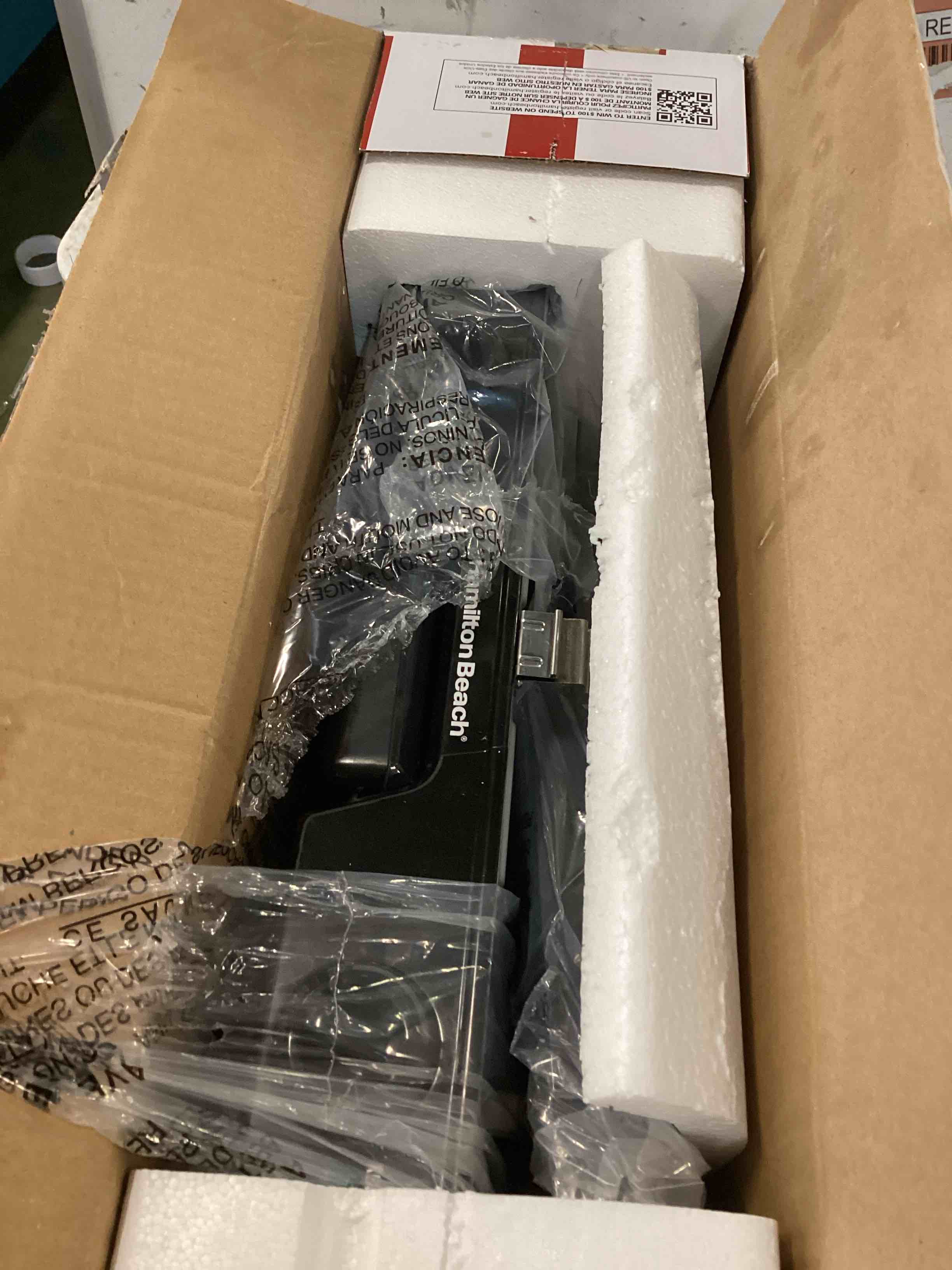 https://s3.amazonaws.com/lotting-images-prod/bidfta/RED6586380_1716391388316.jpeg