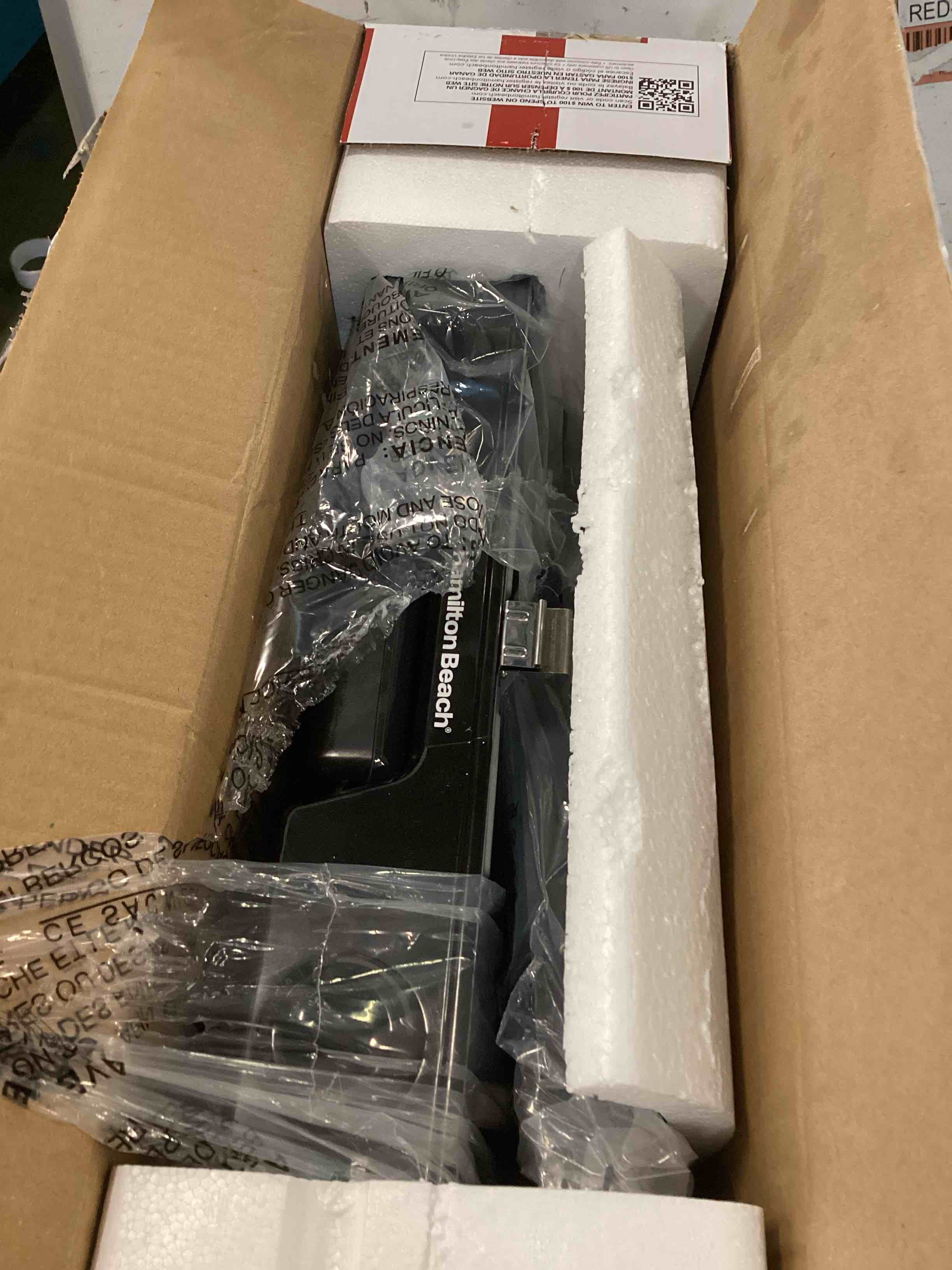 https://s3.amazonaws.com/lotting-images-prod/bidfta/RED6586380_1716391389209.jpeg