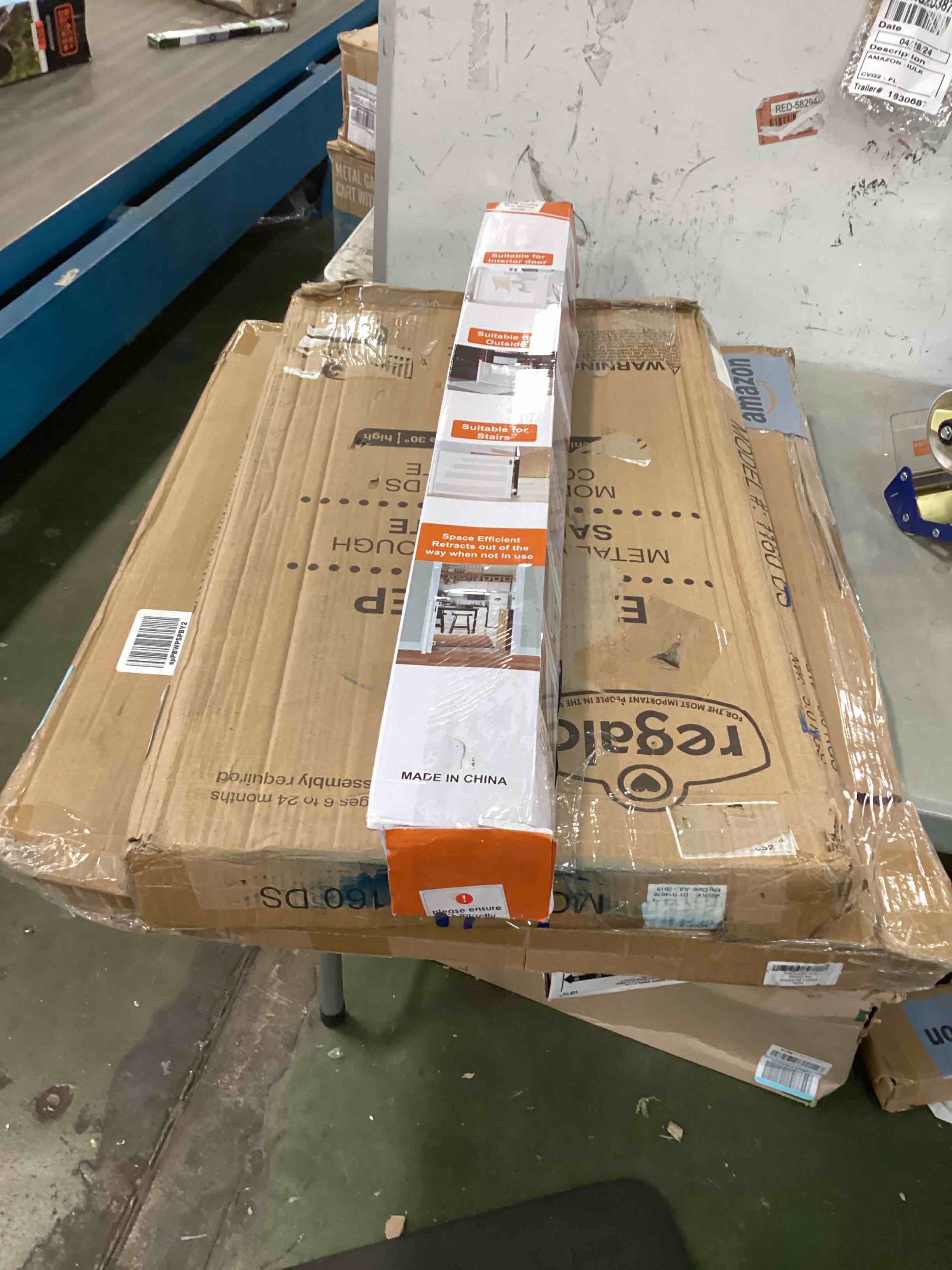 https://s3.amazonaws.com/lotting-images-prod/bidfta/RED6586385_1716391802715.jpeg