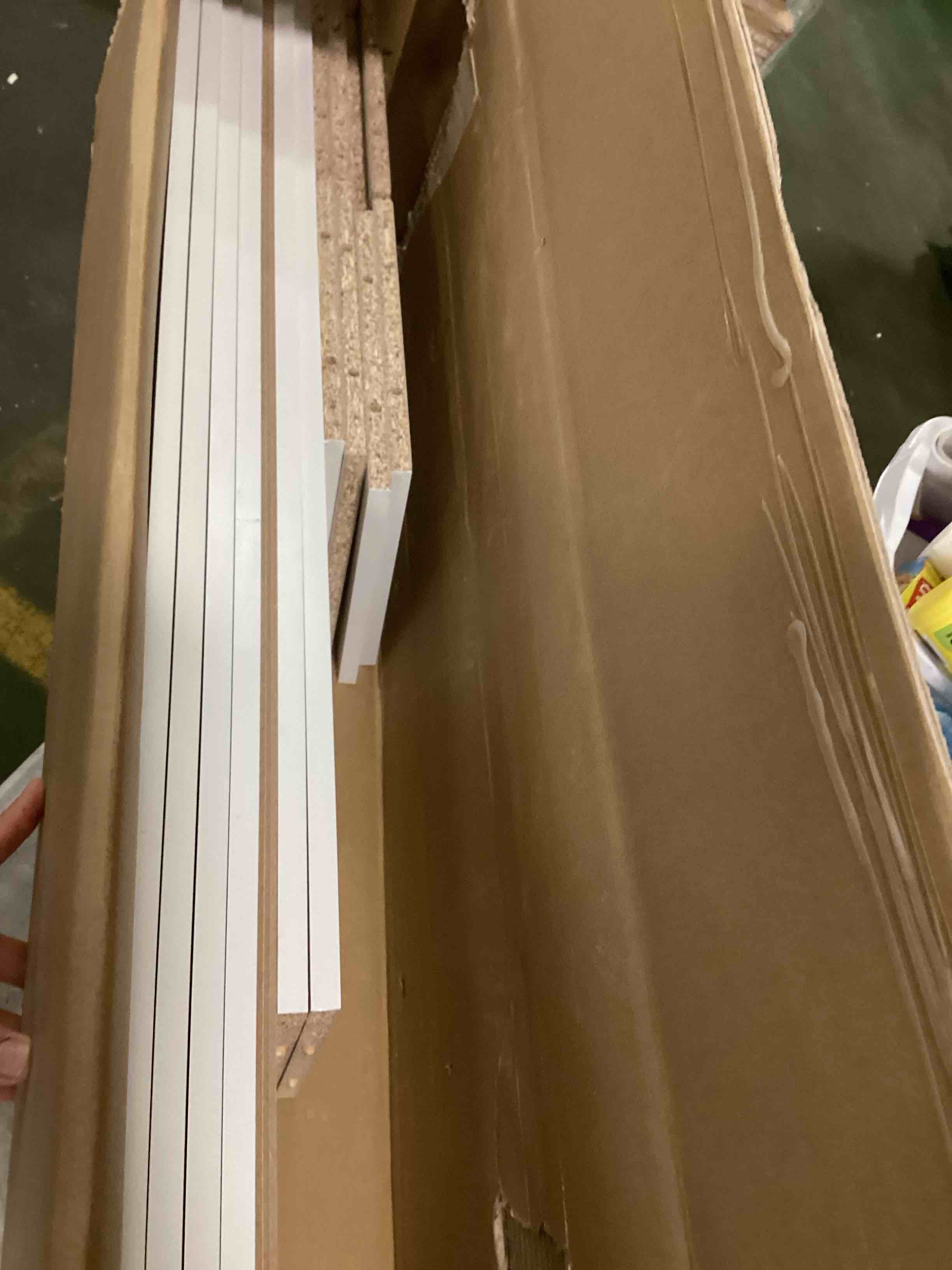 https://s3.amazonaws.com/lotting-images-prod/bidfta/RED6586567_1716472390647.jpeg