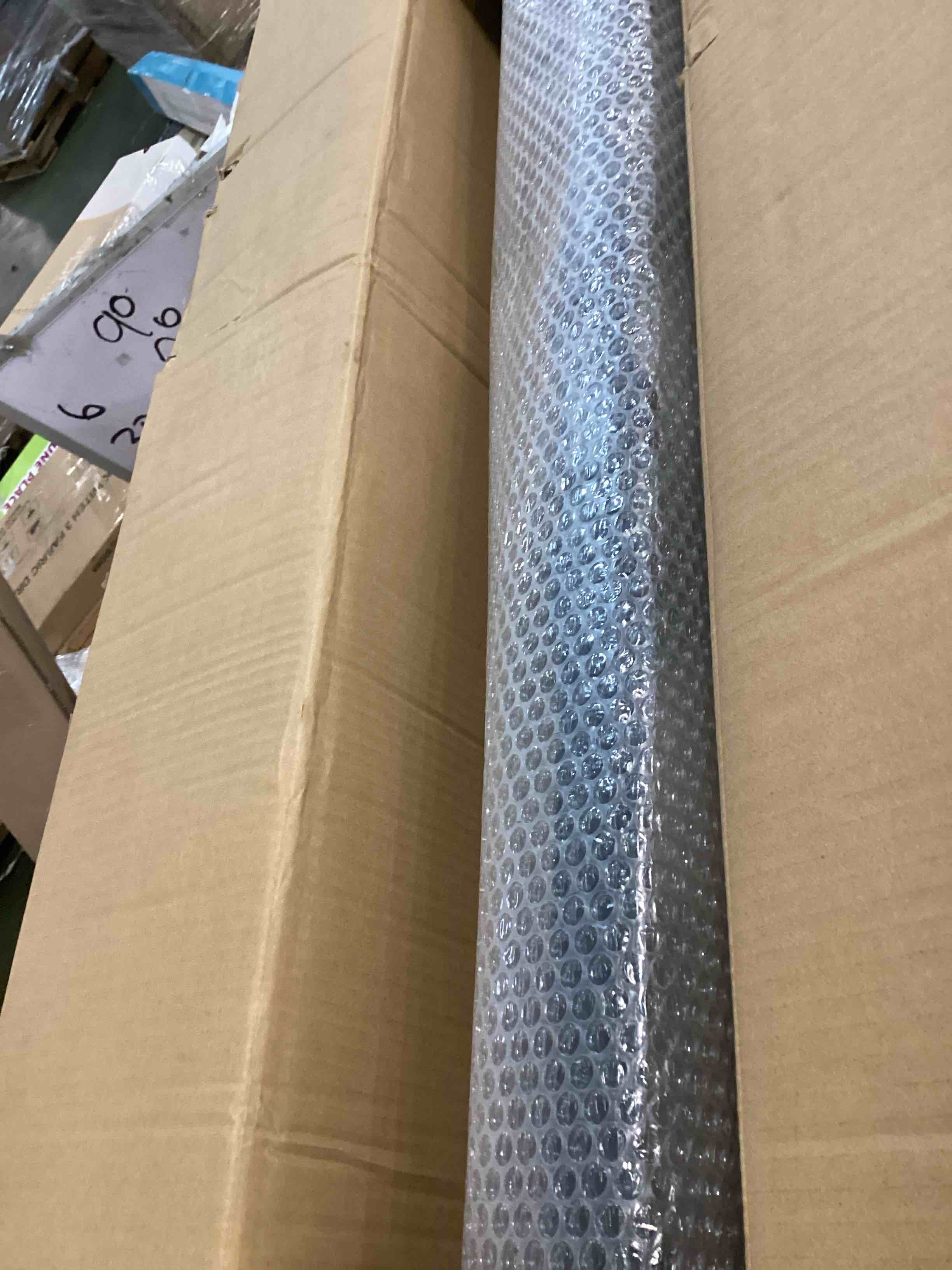 https://s3.amazonaws.com/lotting-images-prod/bidfta/RED6586591_1716476383194.jpeg