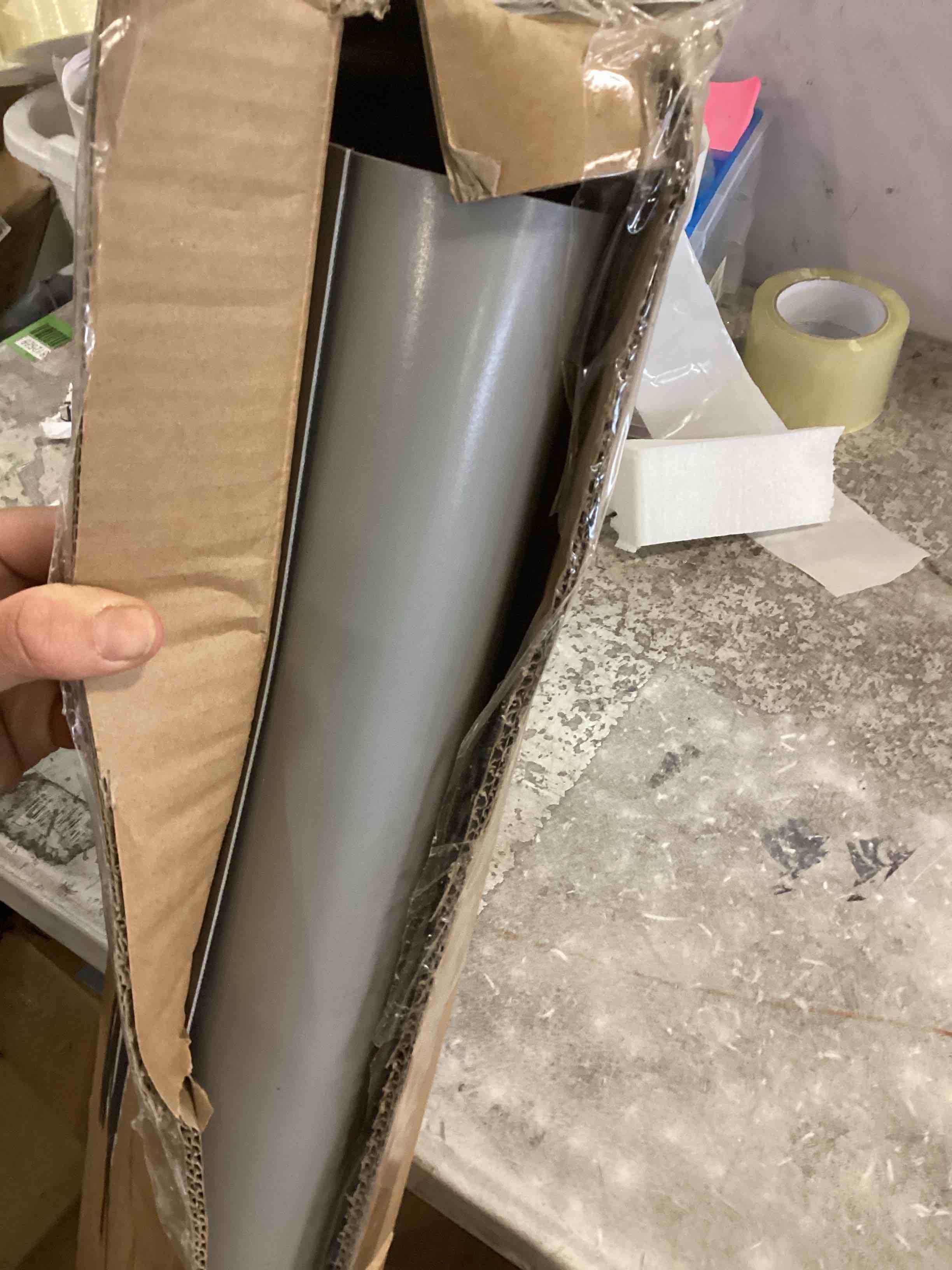 https://s3.amazonaws.com/lotting-images-prod/bidfta/RED6586647_1716485797684.jpeg