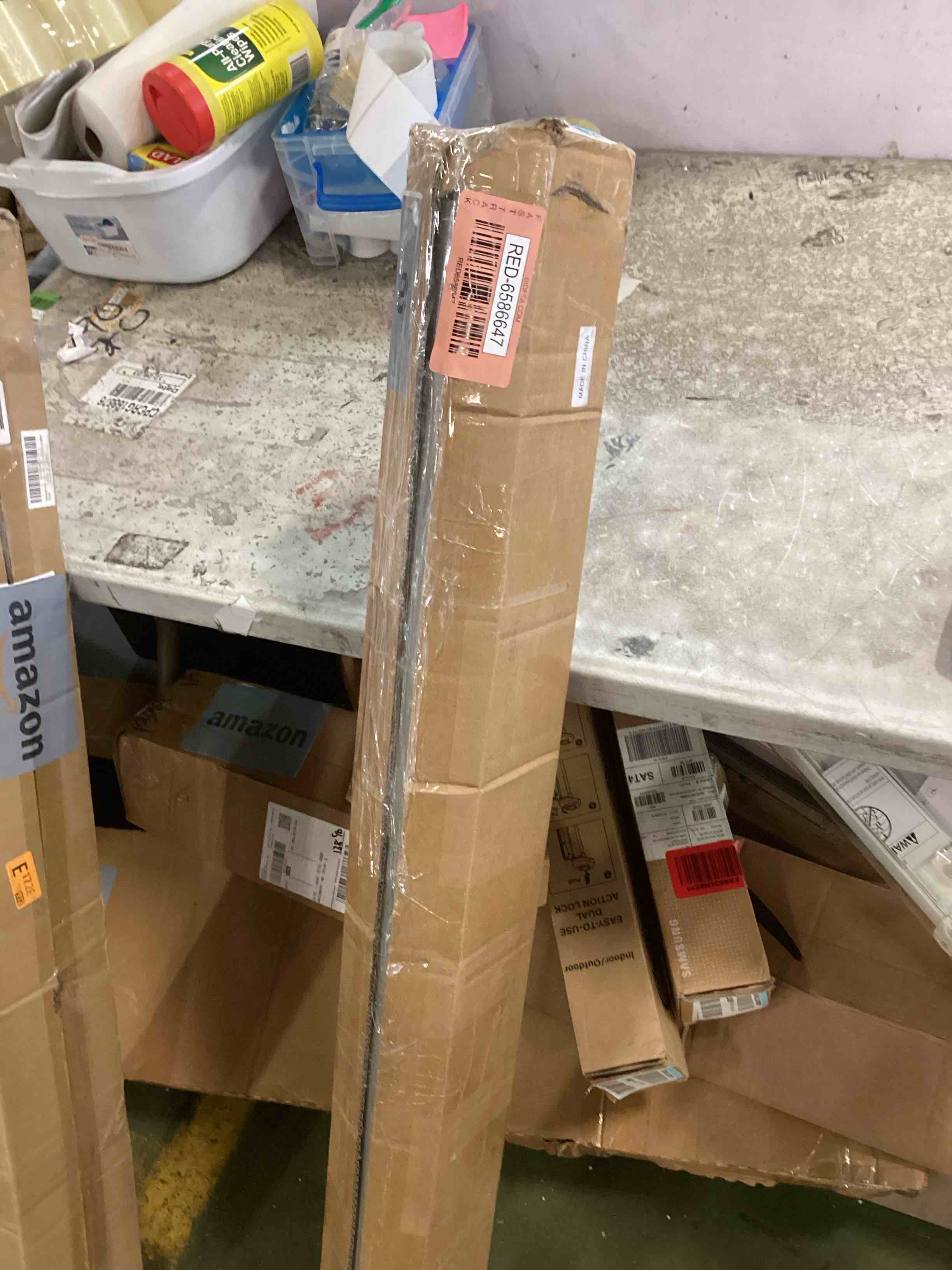 https://s3.amazonaws.com/lotting-images-prod/bidfta/RED6586647_1716485817338.jpeg