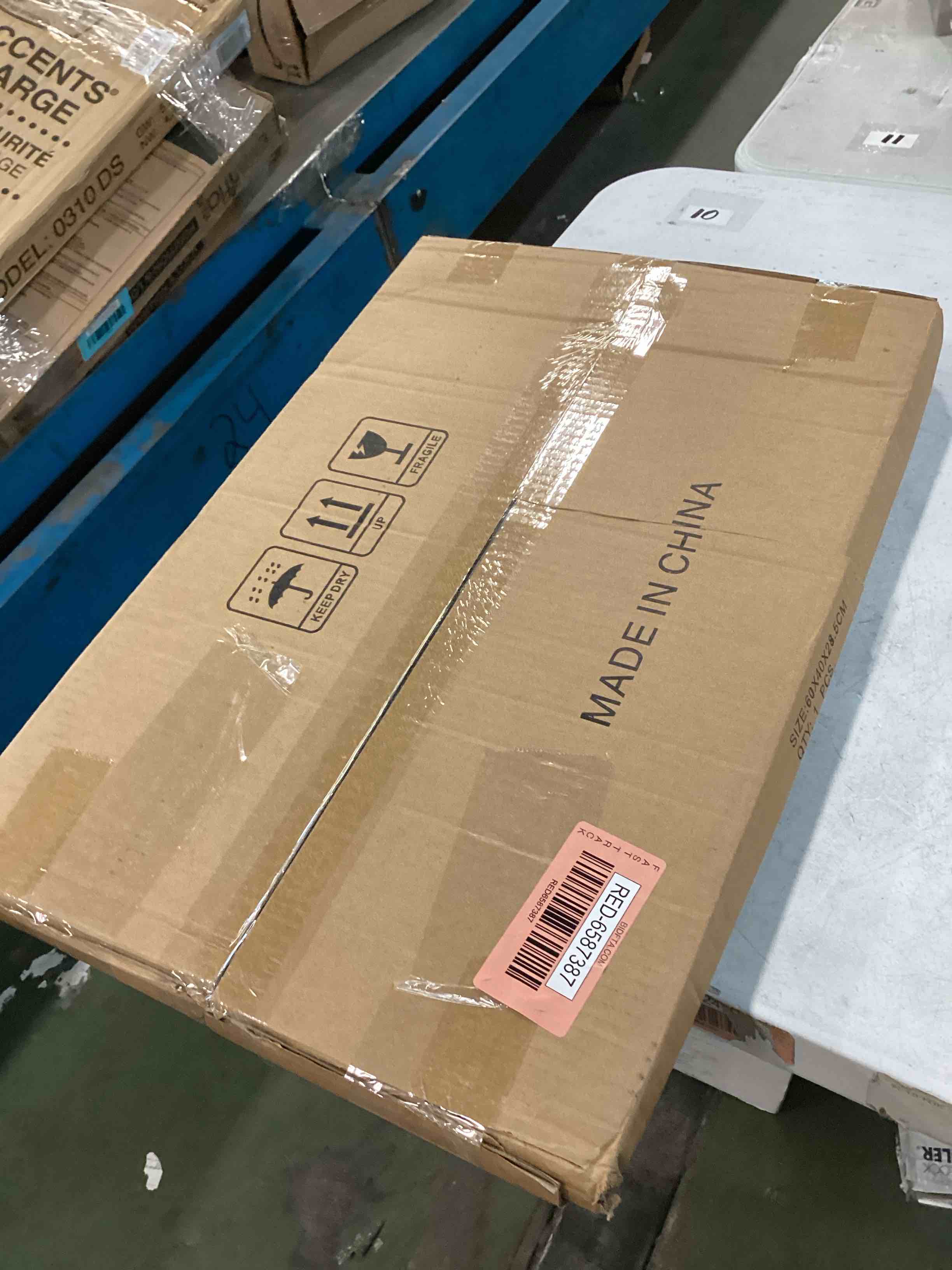 https://s3.amazonaws.com/lotting-images-prod/bidfta/RED6587387_1718112672373.jpeg