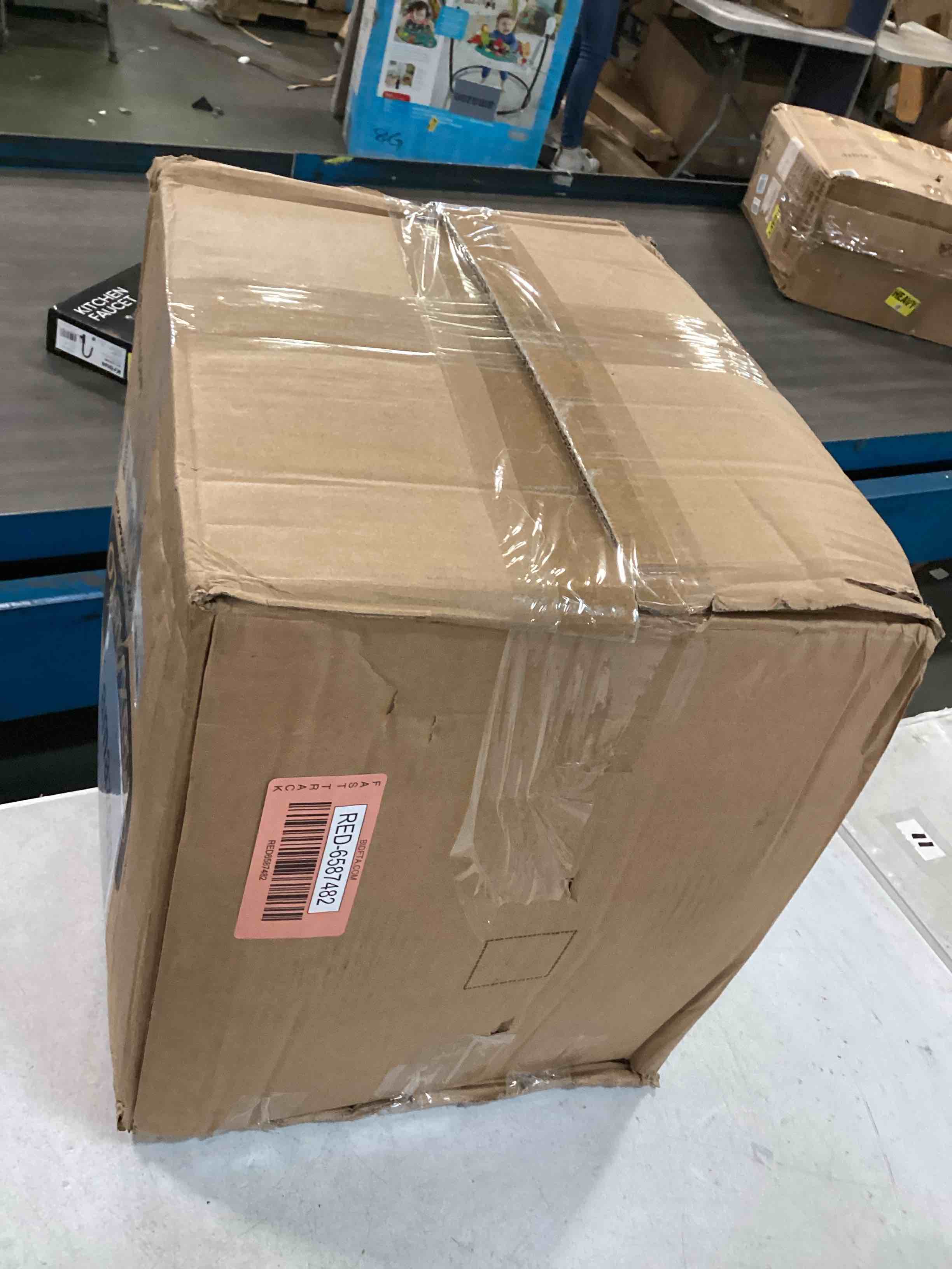 https://s3.amazonaws.com/lotting-images-prod/bidfta/RED6587482_1718123169469.jpeg