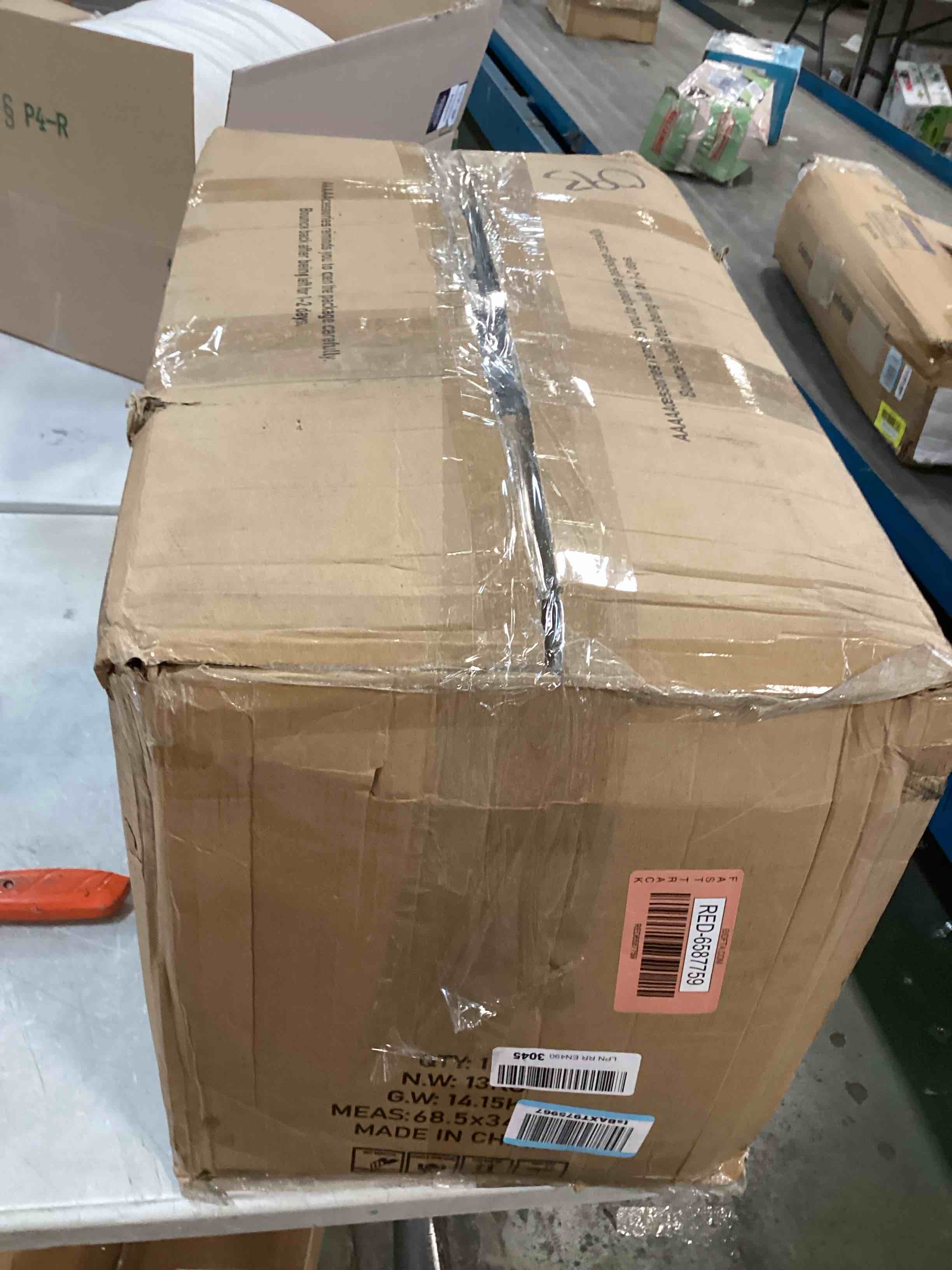 https://s3.amazonaws.com/lotting-images-prod/bidfta/RED6587759_1718216944851.jpeg
