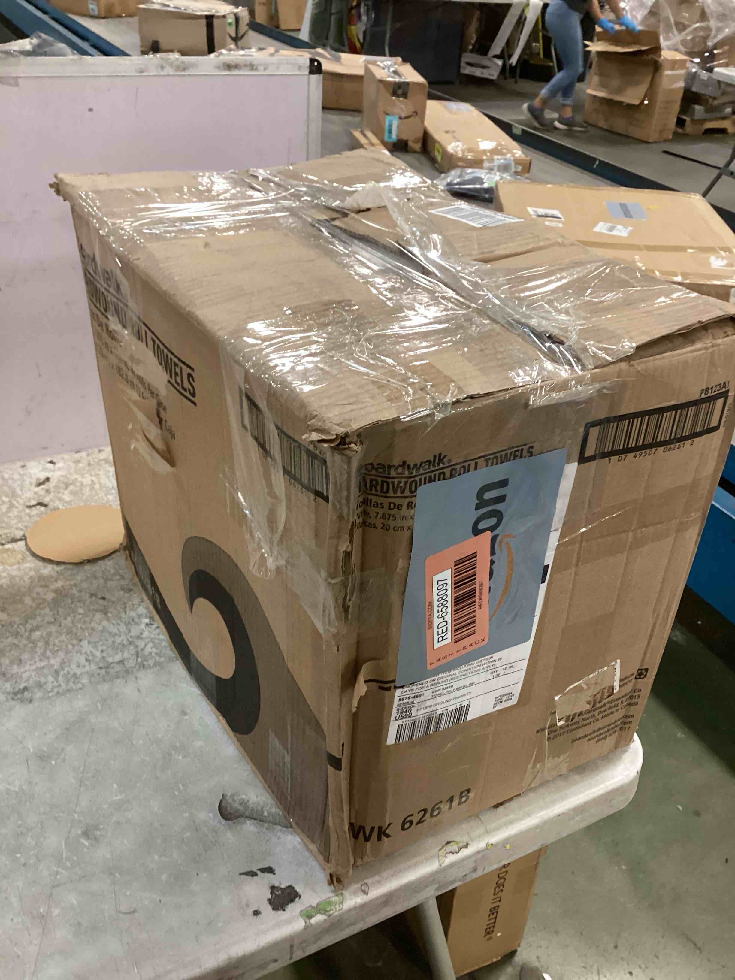 https://s3.amazonaws.com/lotting-images-prod/bidfta/RED6588097_1718364728668.jpeg