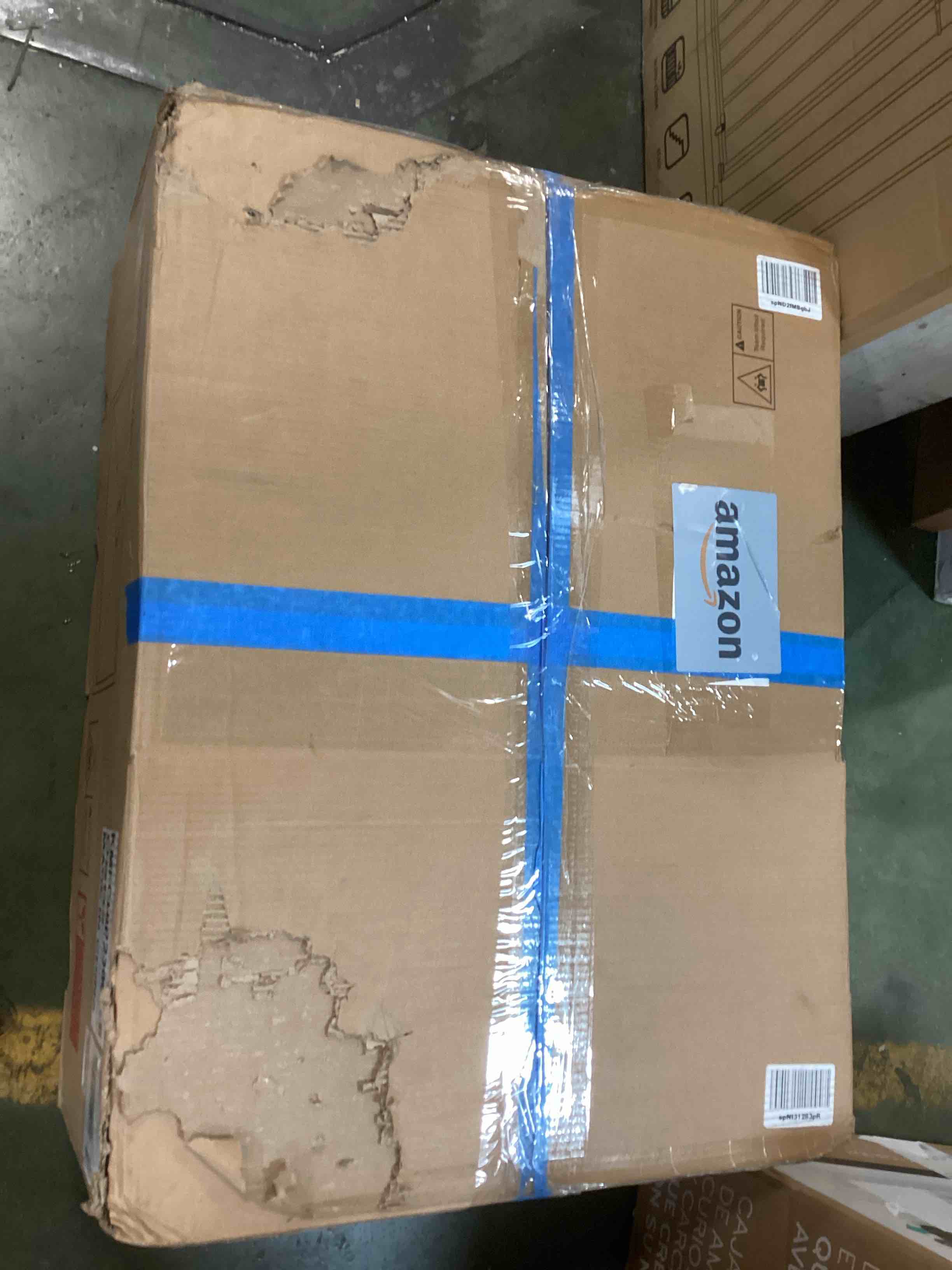 https://s3.amazonaws.com/lotting-images-prod/bidfta/RED6588732_1718640091212.jpeg