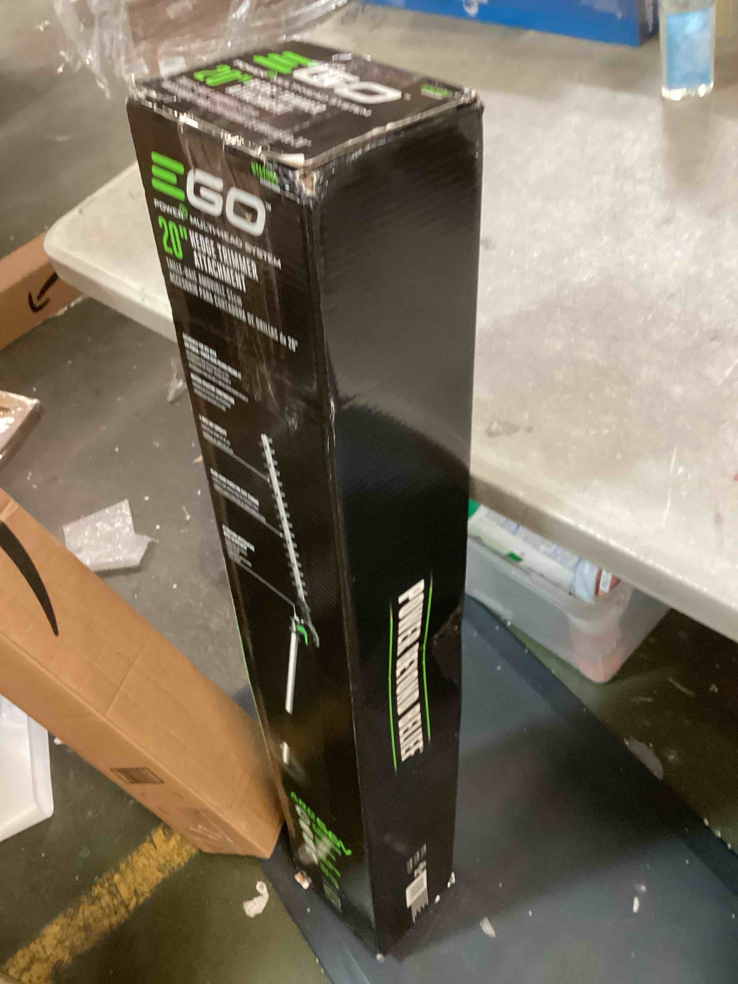 https://s3.amazonaws.com/lotting-images-prod/bidfta/RED6588738_1718640892163.jpeg