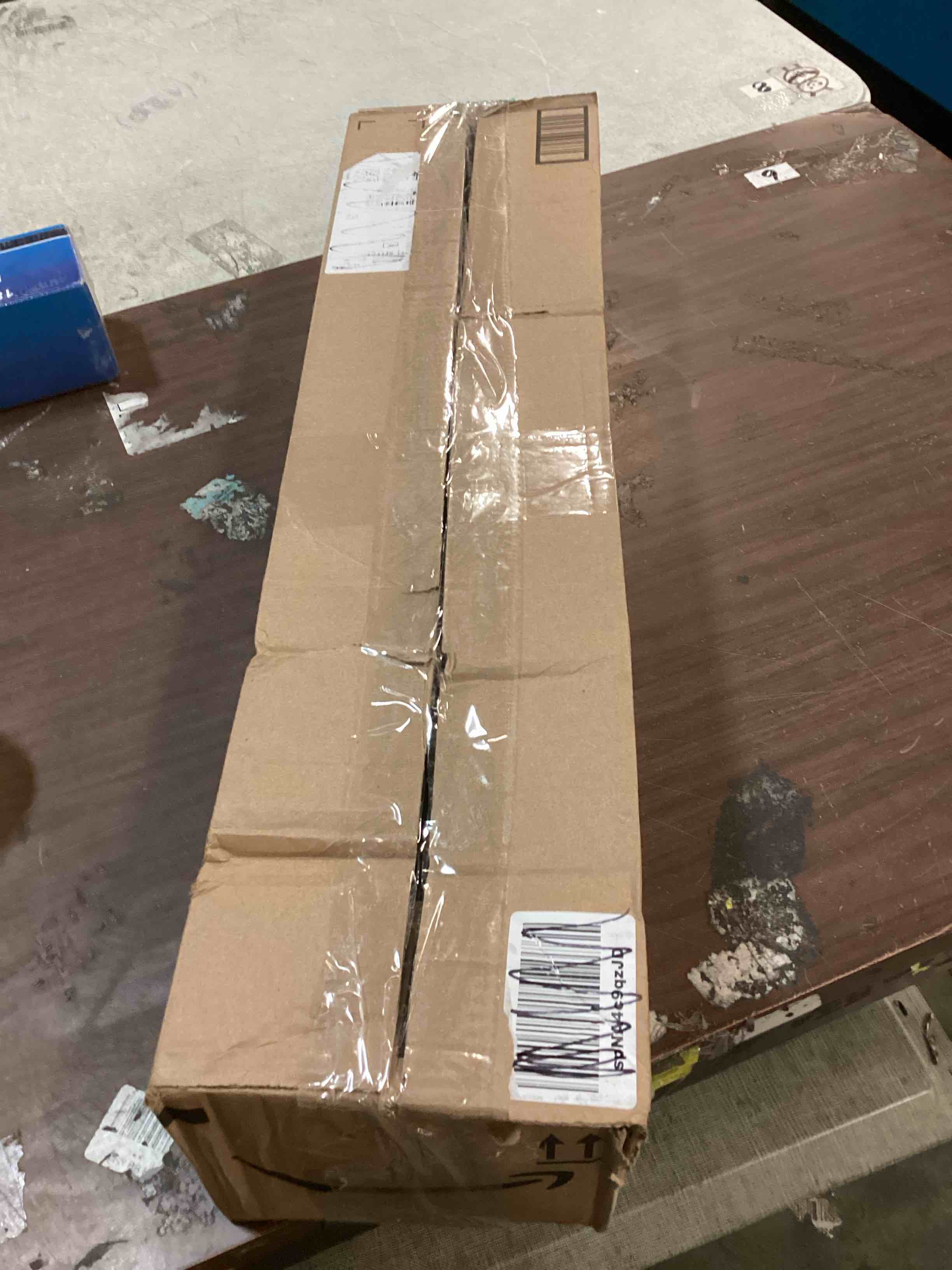 https://s3.amazonaws.com/lotting-images-prod/bidfta/RED6588924_1718795545300.jpeg