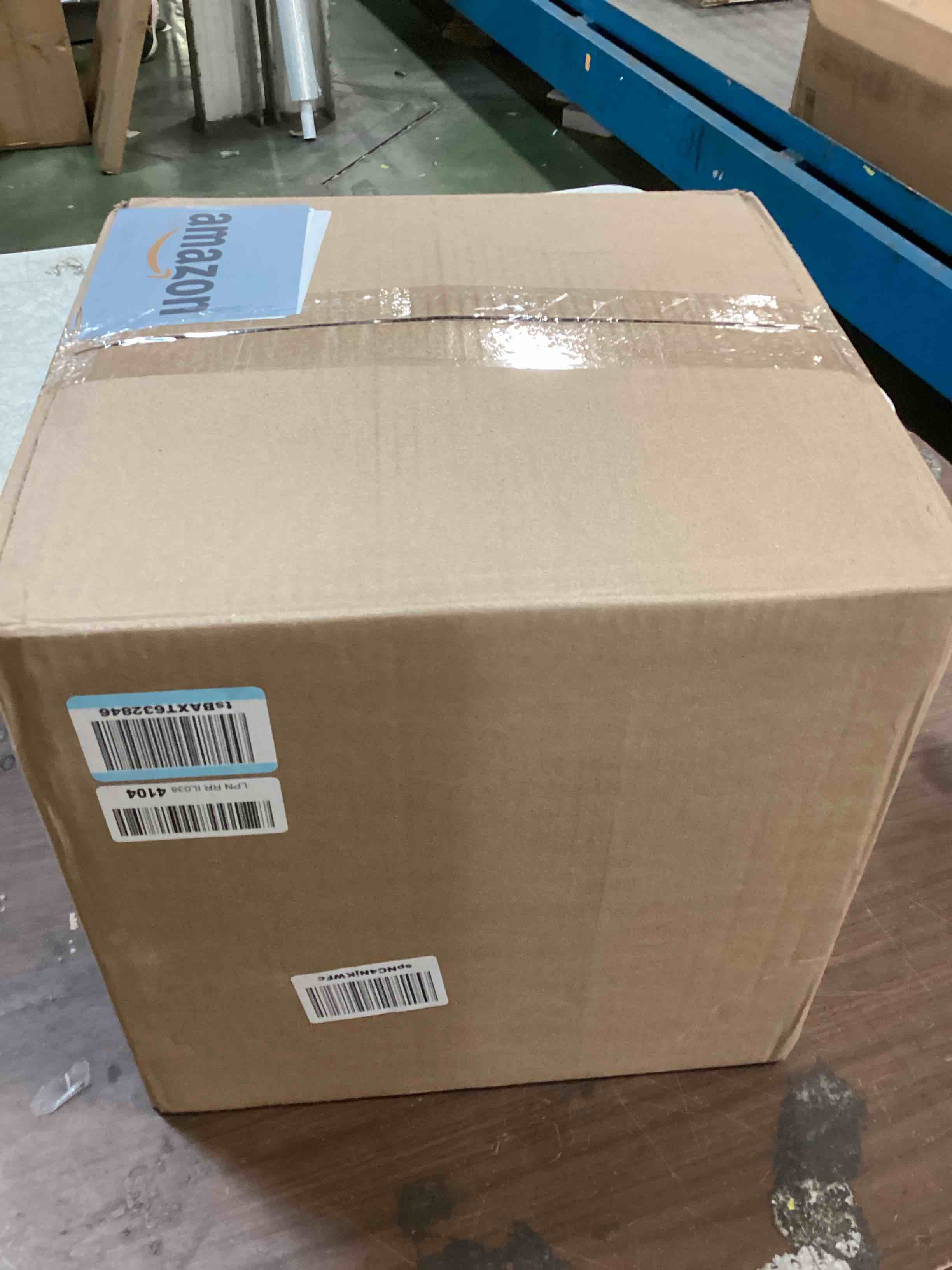 https://s3.amazonaws.com/lotting-images-prod/bidfta/RED6588926_1718795694408.jpeg