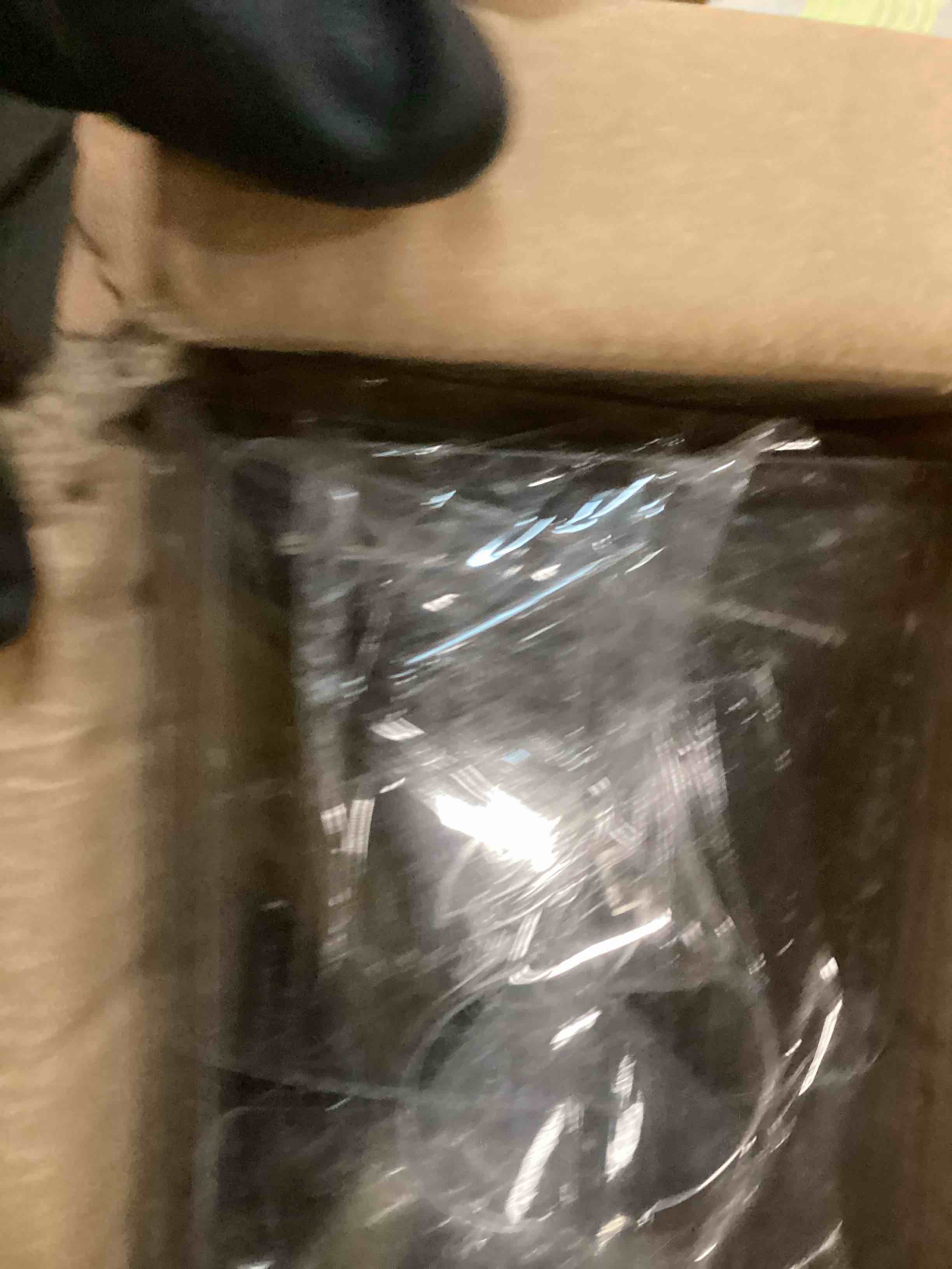 https://s3.amazonaws.com/lotting-images-prod/bidfta/RED6589461_1718972927913.jpeg