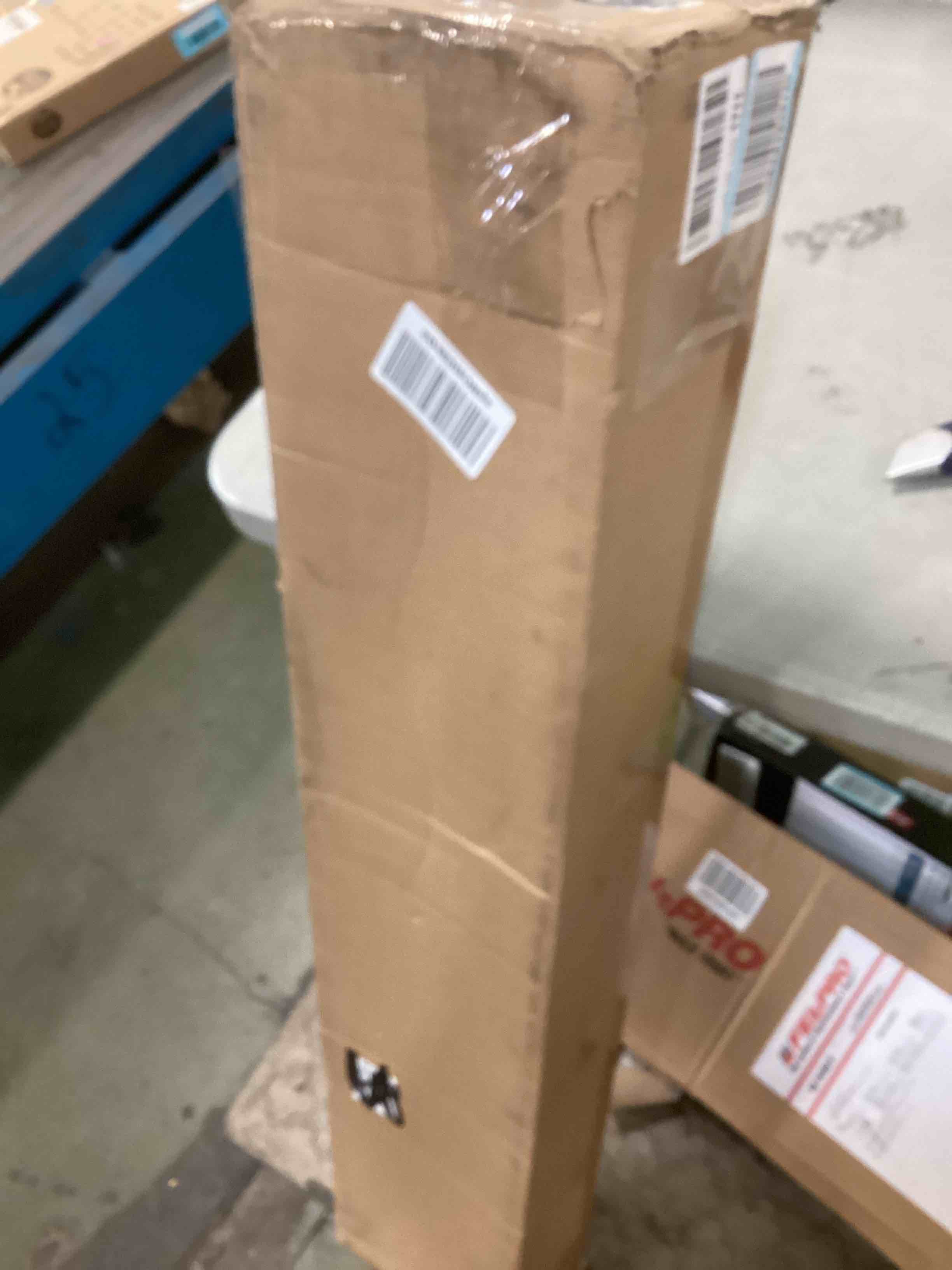 https://s3.amazonaws.com/lotting-images-prod/bidfta/RED6589874_1719257342917.jpeg