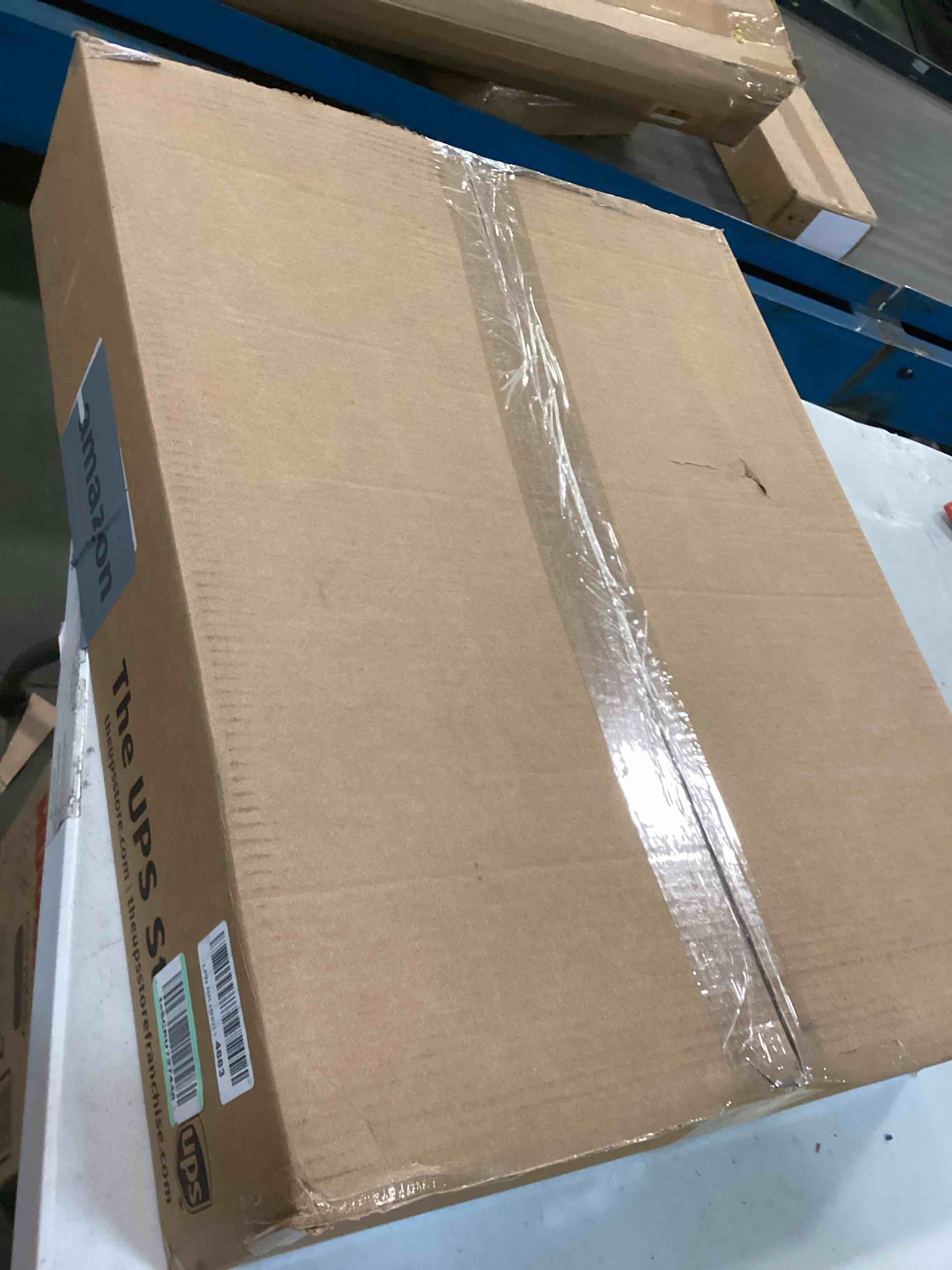 https://s3.amazonaws.com/lotting-images-prod/bidfta/RED6590330_1716317431822.jpeg
