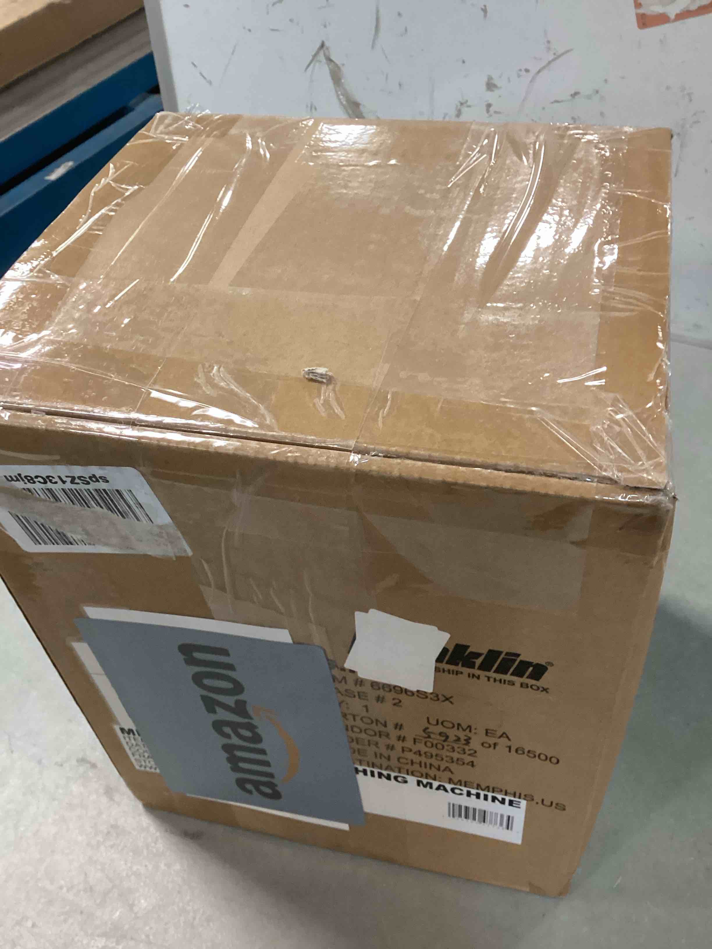 https://s3.amazonaws.com/lotting-images-prod/bidfta/RED6590682_1716467478838.jpeg