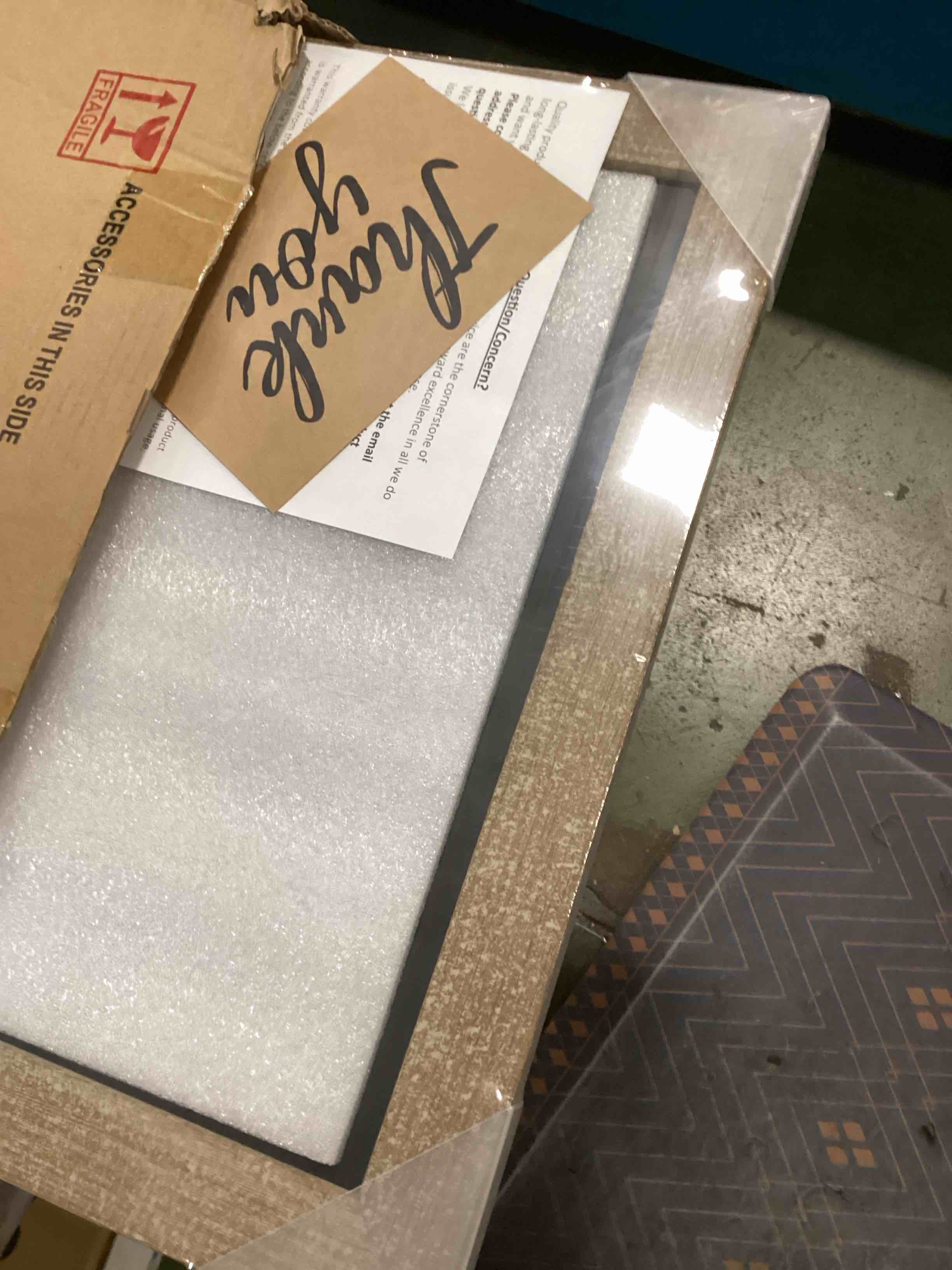 https://s3.amazonaws.com/lotting-images-prod/bidfta/RED6590924_1716553774976.jpeg