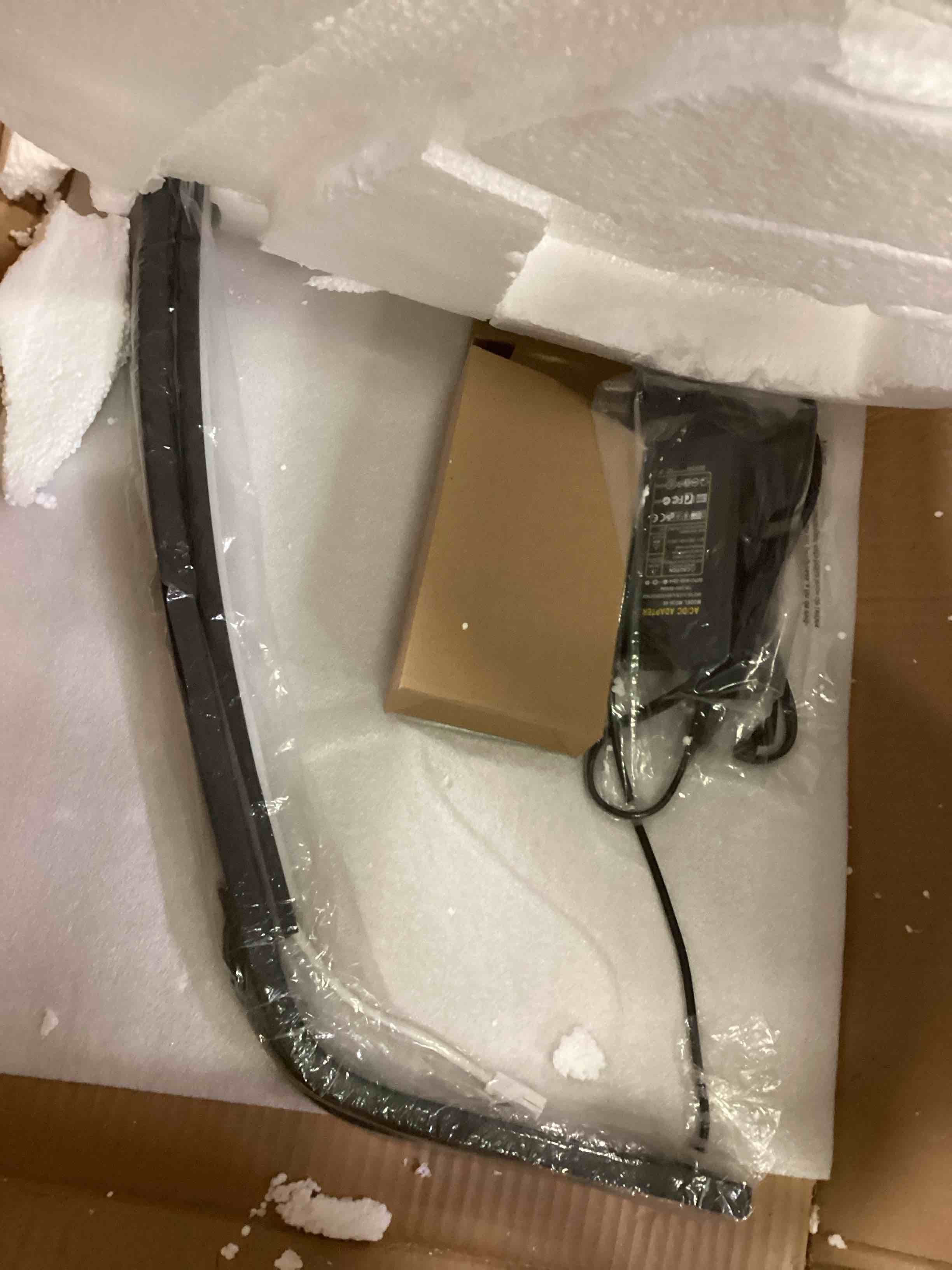 https://s3.amazonaws.com/lotting-images-prod/bidfta/RED6591147_1716899979314.jpeg