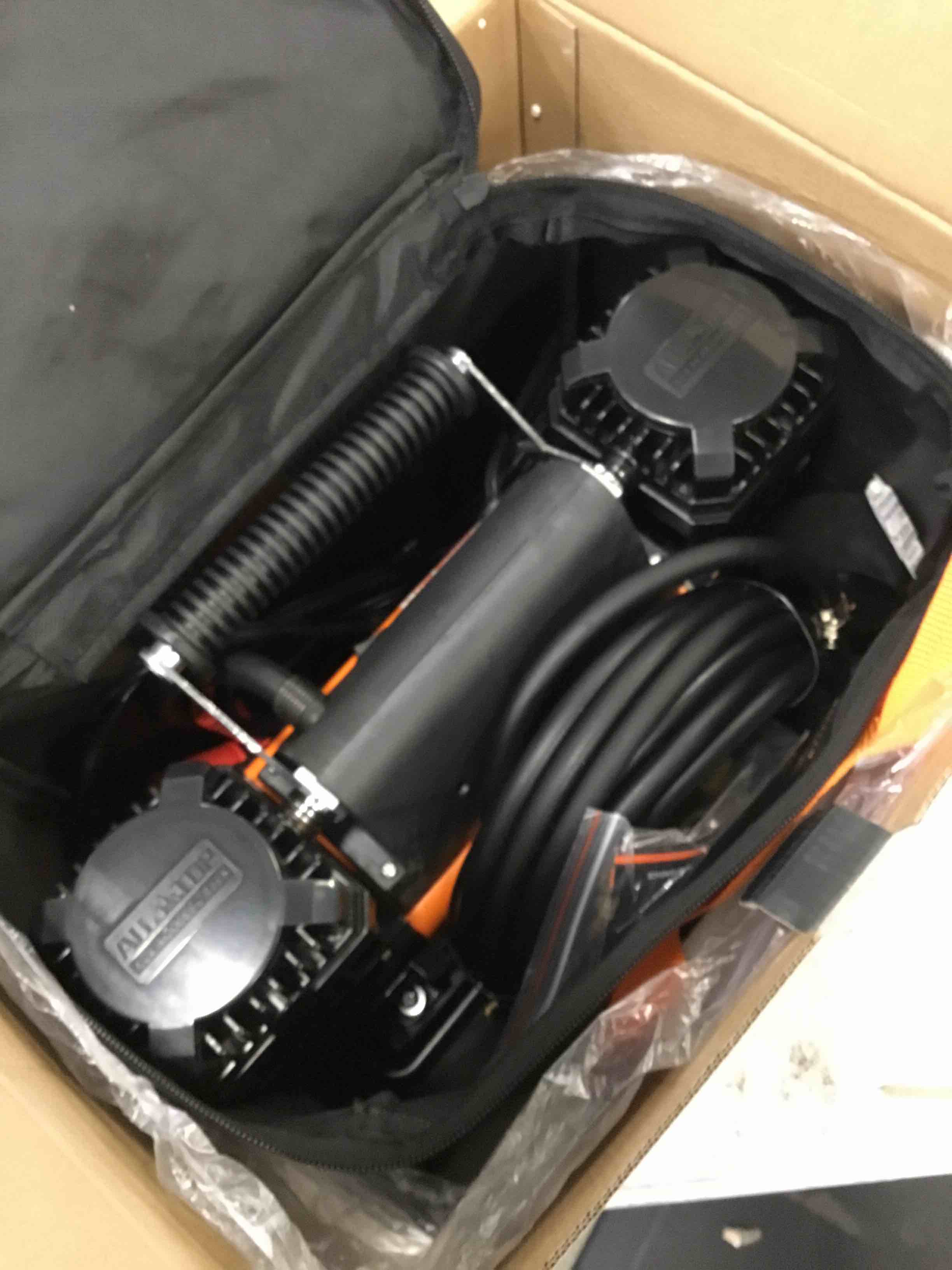 https://s3.amazonaws.com/lotting-images-prod/bidfta/RED6591442_1716488539673.jpeg