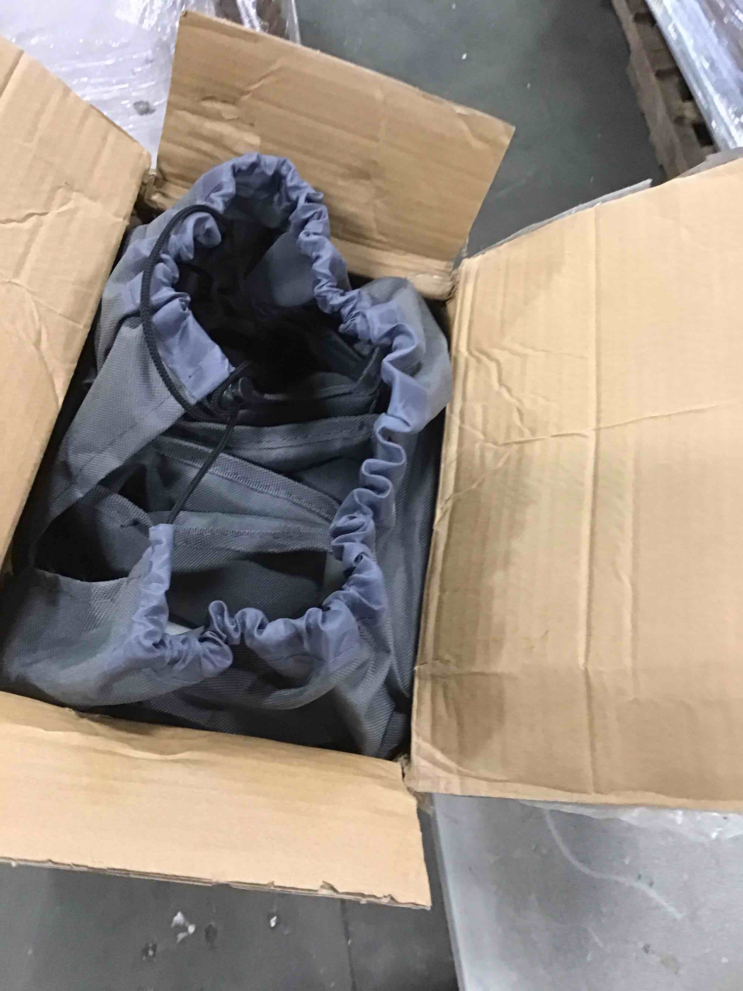 https://s3.amazonaws.com/lotting-images-prod/bidfta/RED6591519_1716557146266.jpeg